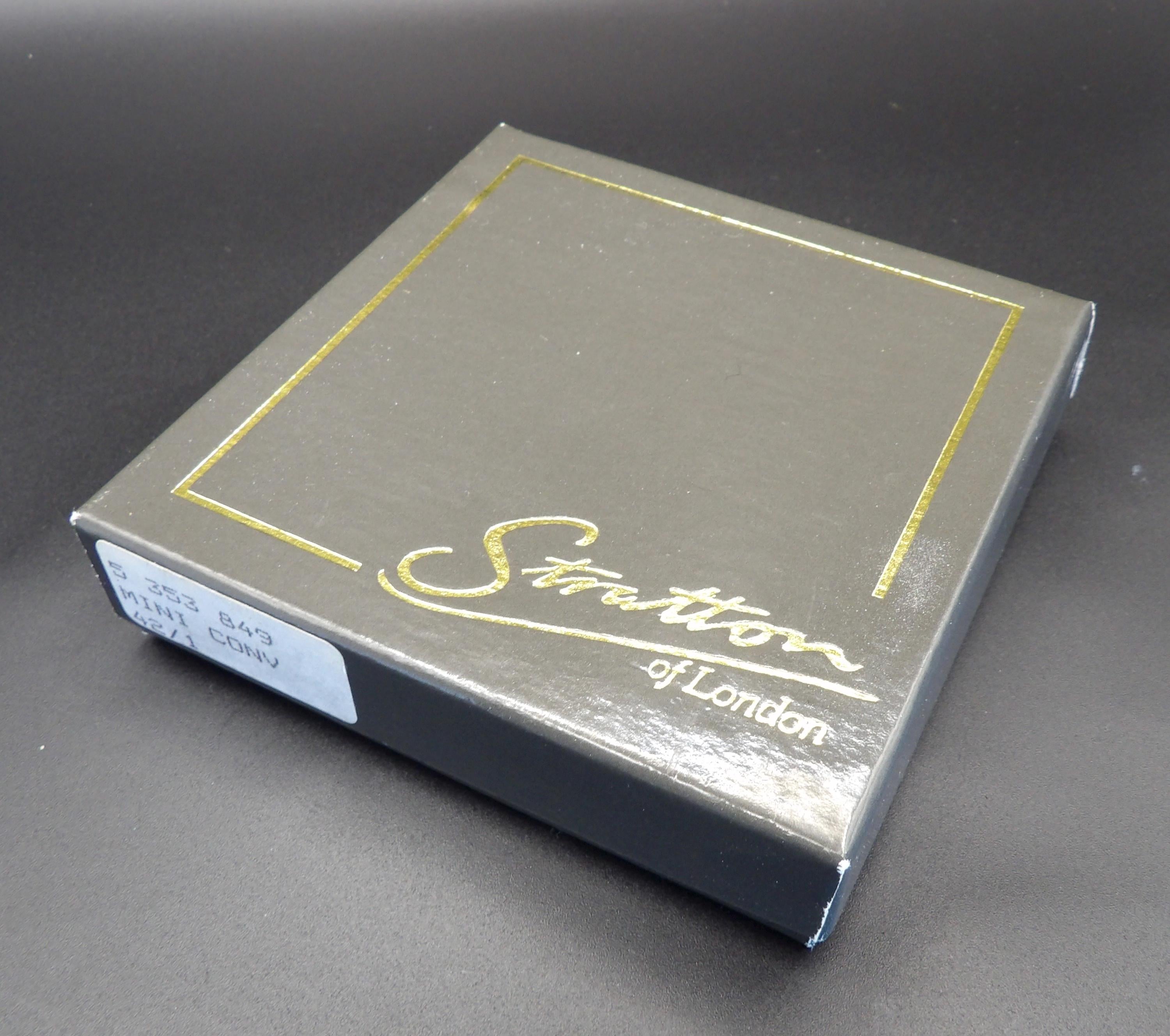 Vintage Stratton Butterfly Powder Compact: Gold-Tone Finish, Original Box