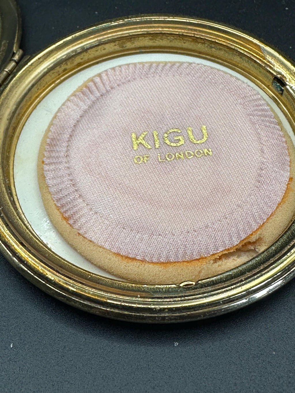 Vintage Kigu Powder Compact: Blue Enamel Car Scene, Gold-Tone Guilloché