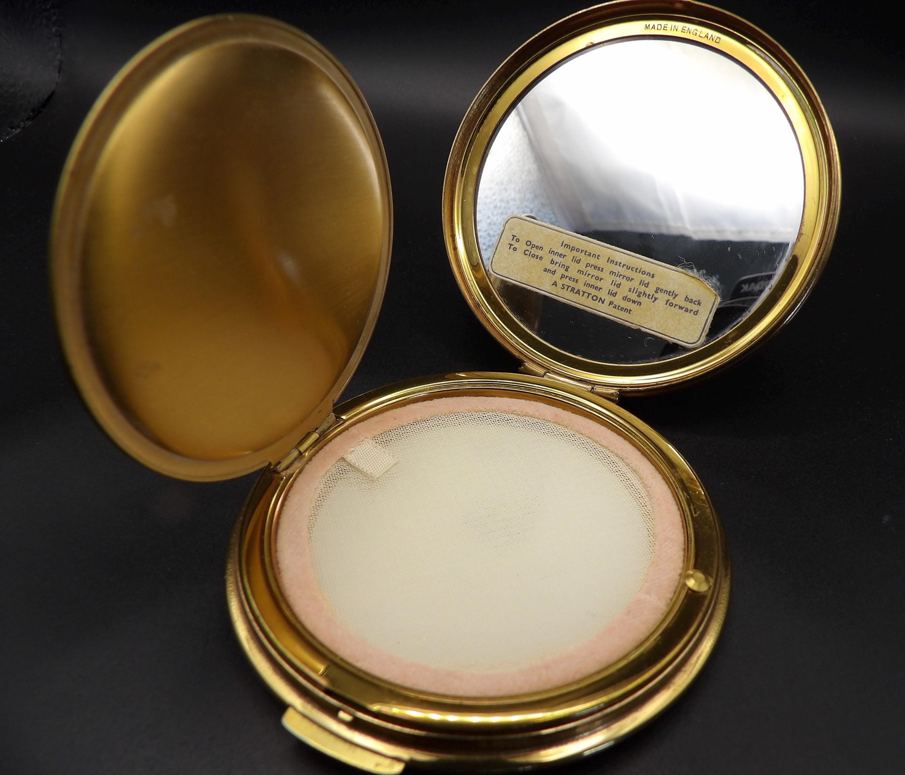 Classic Stratton Gold Guilloché Powder Compact – Original Instructions, Mid-Century British