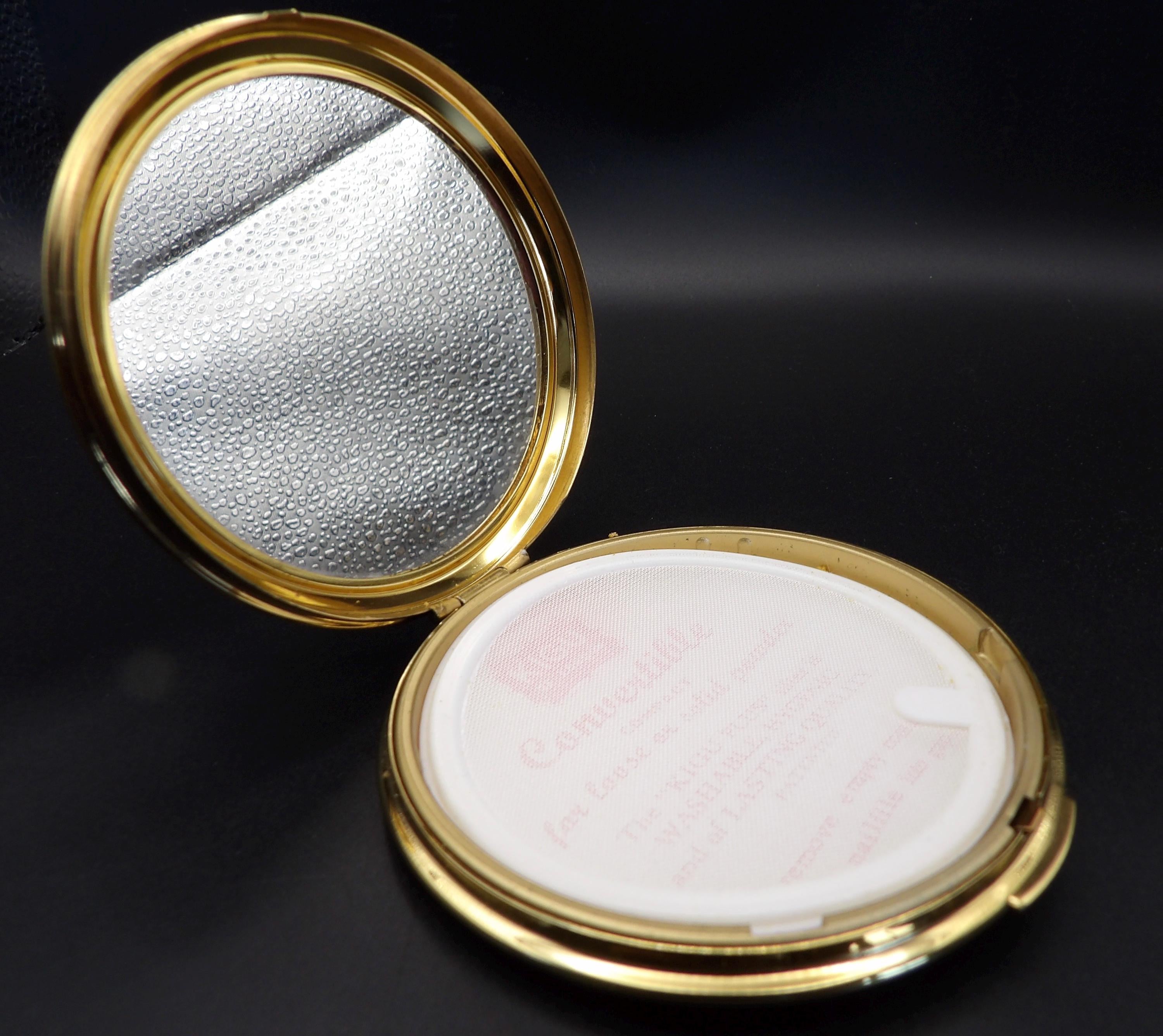 Vintage Kigu Convertible Powder Compact: Gold Guilloché Sunburst Design
