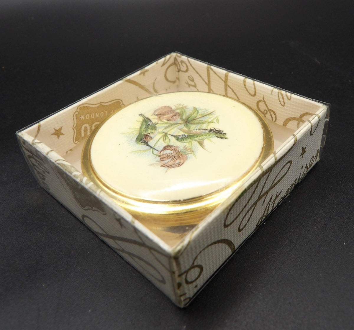 Vintage Kigu Pill Box – Cream Enamel Hummingbird Design, Mirror, Three-Section Divider, Original Box, England