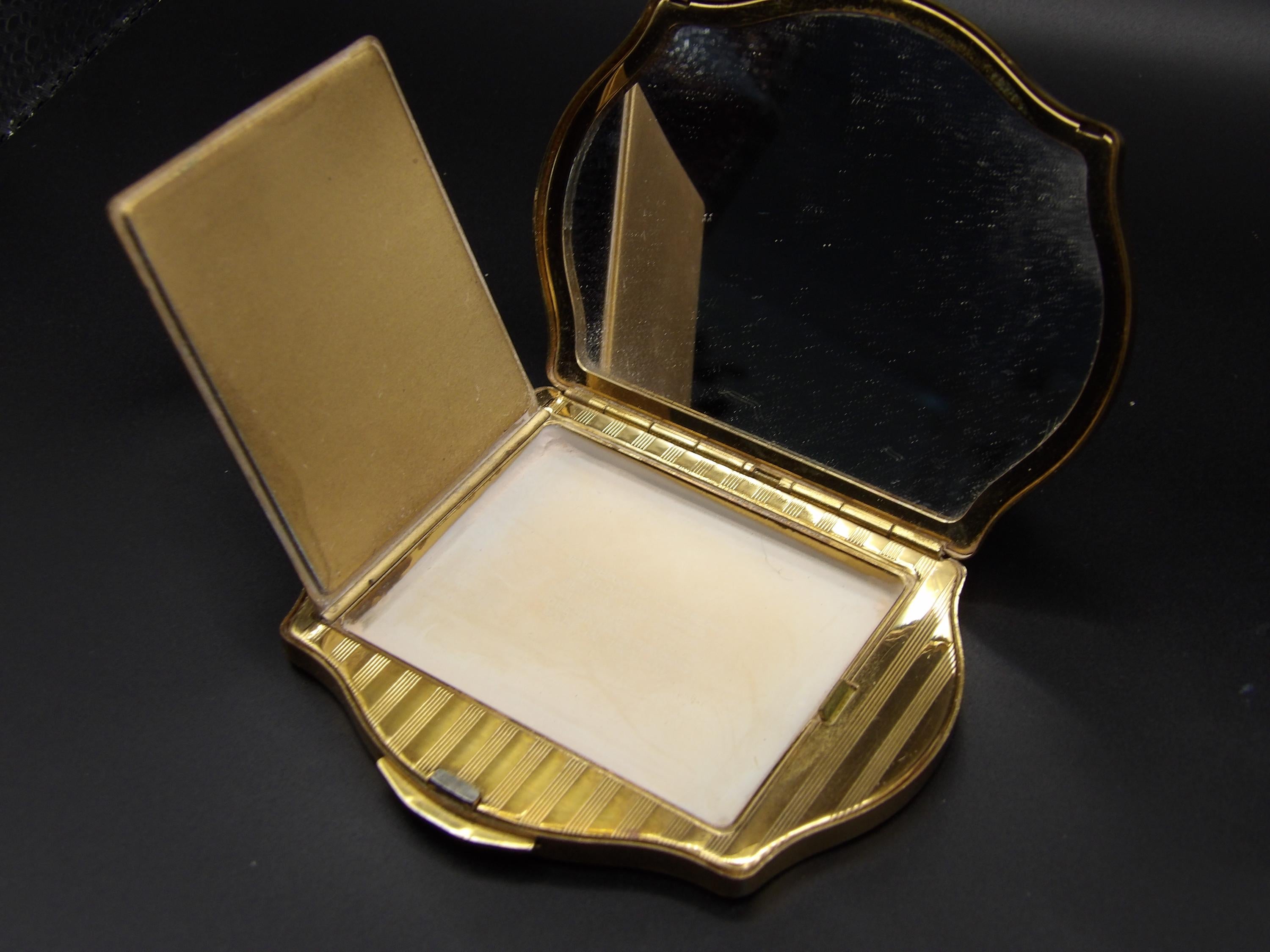 Vintage Stratton Regency Initial Powder Compact - Classic Gold Tone Initials can be changed
