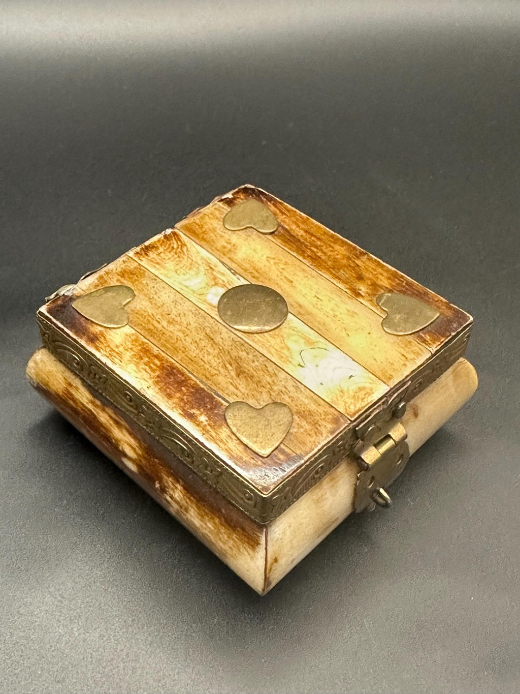 Camel Bone Trinket Box: Brass Inlay, Velvet Lining, Ethically Sourced