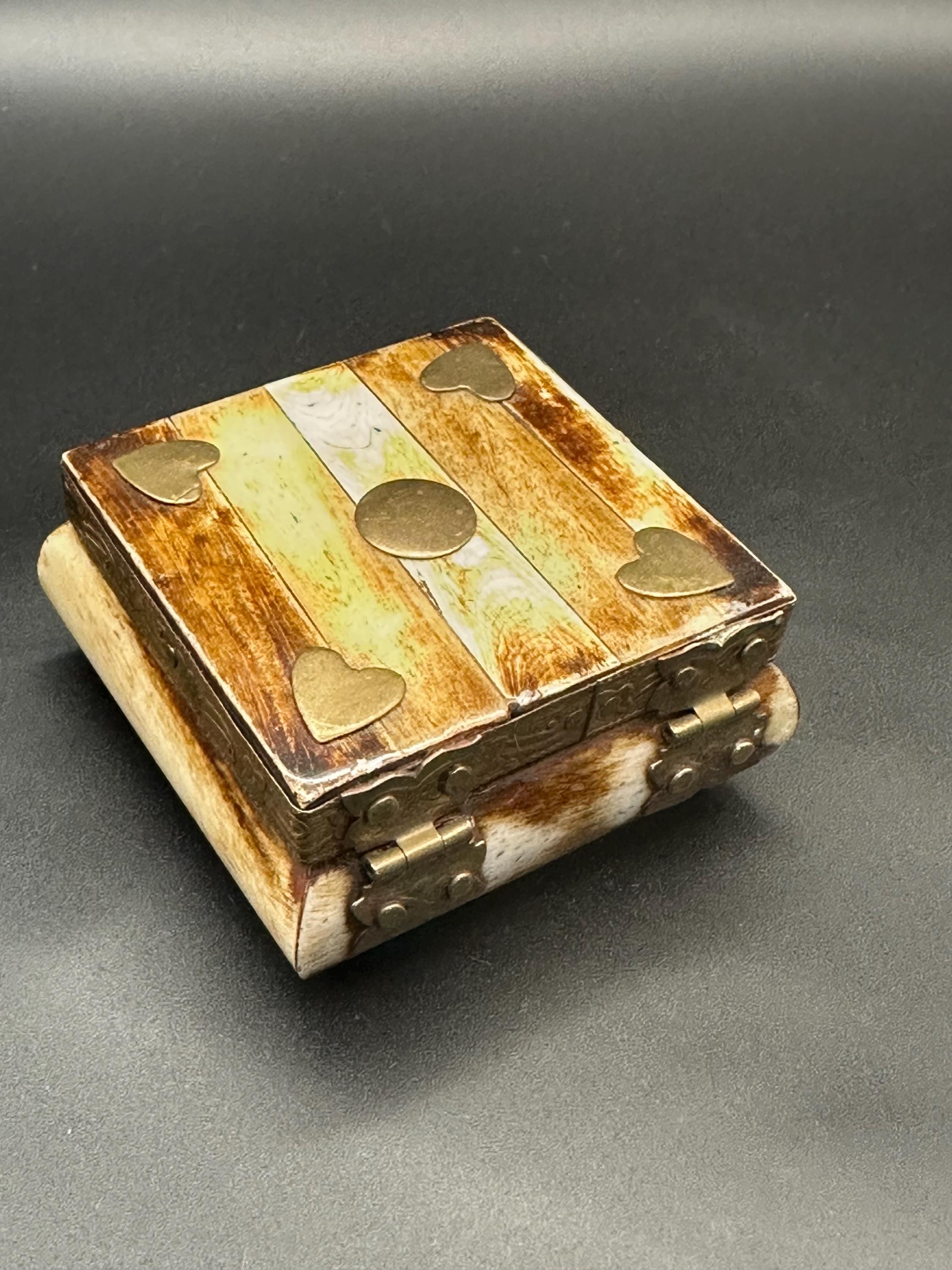 Camel Bone Trinket Box: Brass Inlay, Velvet Lining, Ethically Sourced