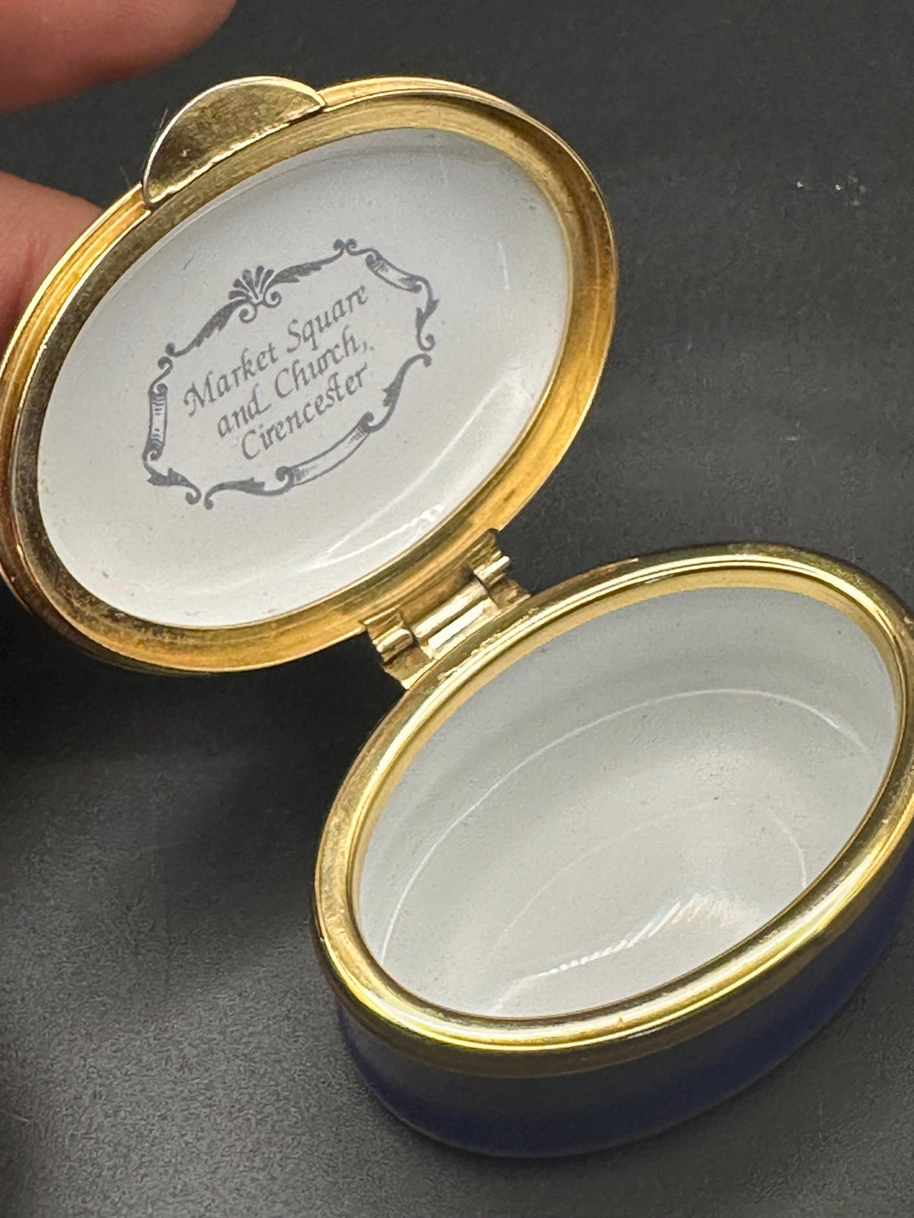 Staffordshire Enamels Trinket Pot – Market Square and Church, Cirencester – English Enamel Box