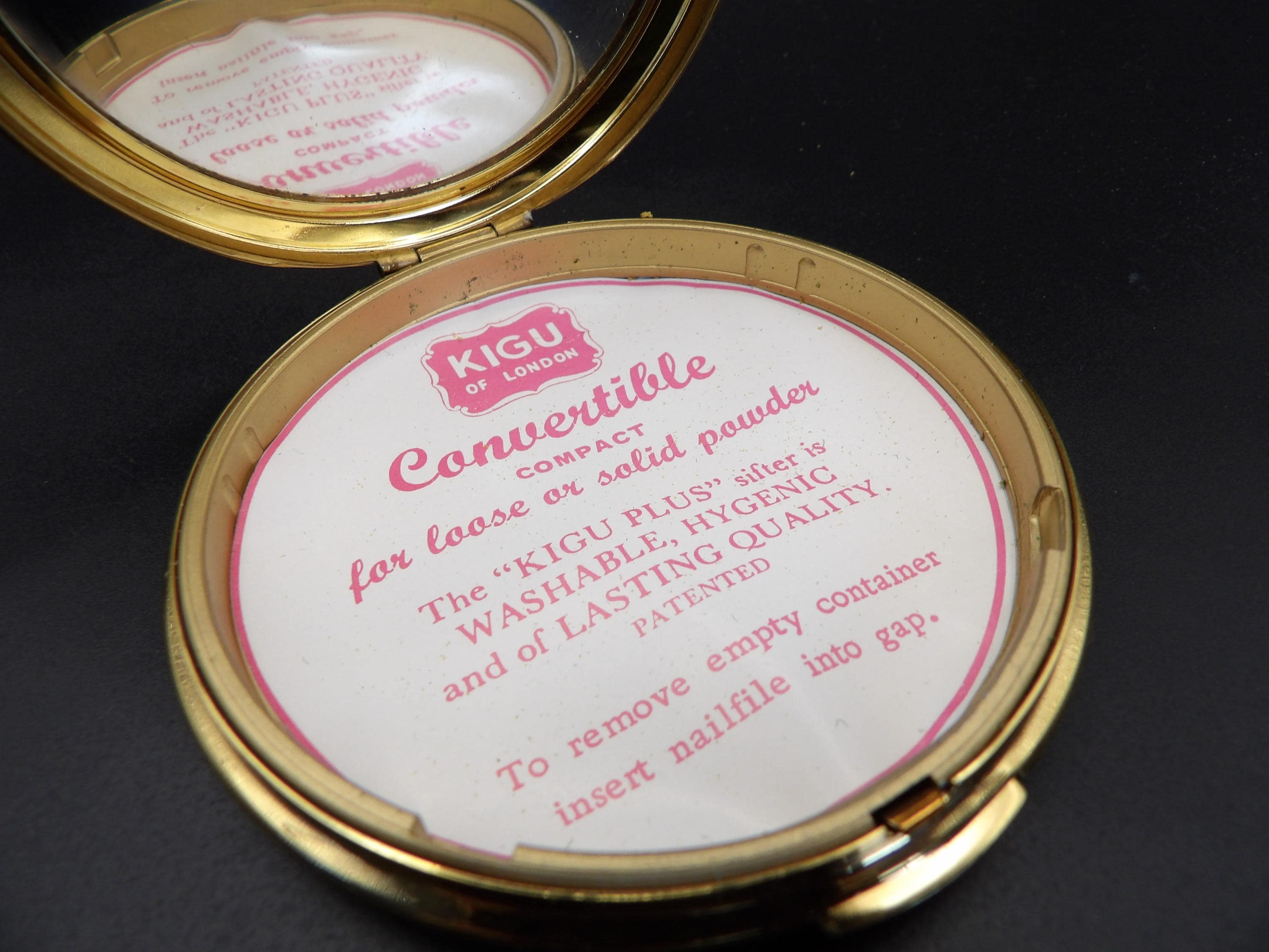 Vintage Kigu Convertible Powder Compact: Gold Guilloché Sunburst Design