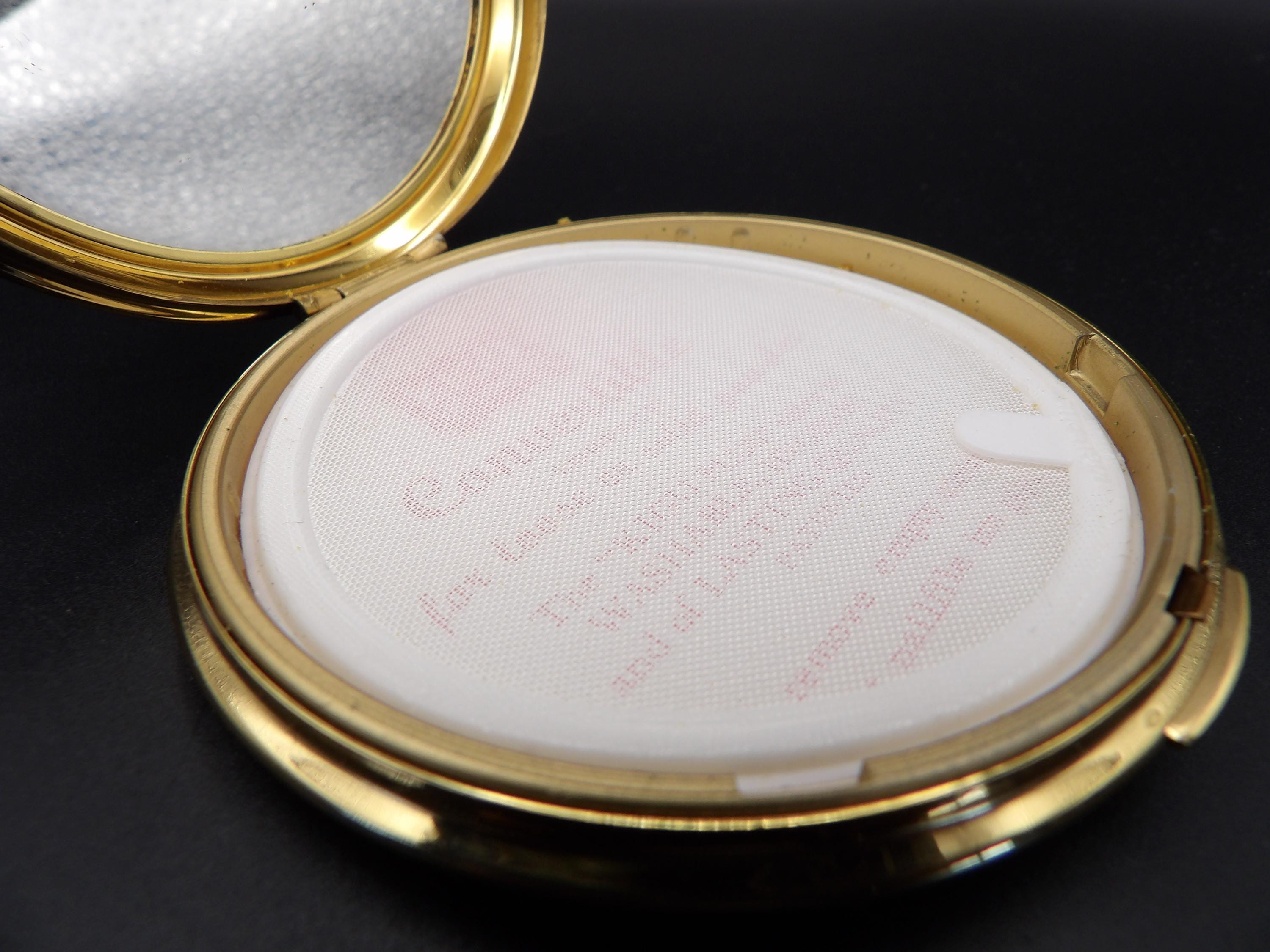 Vintage Kigu Convertible Powder Compact: Gold Guilloché Sunburst Design