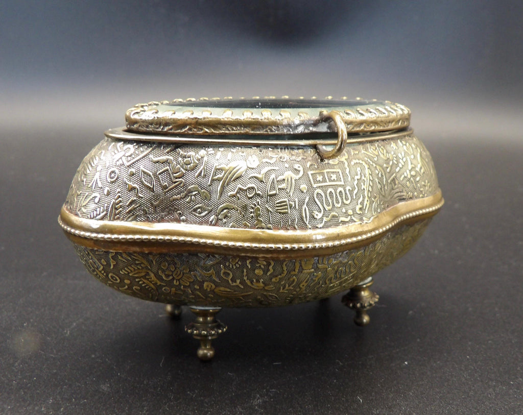 Exquisite 19th Century French Egyptian Revival Gilt Ormolu Vitrine Jewellery Casket Trinket Box