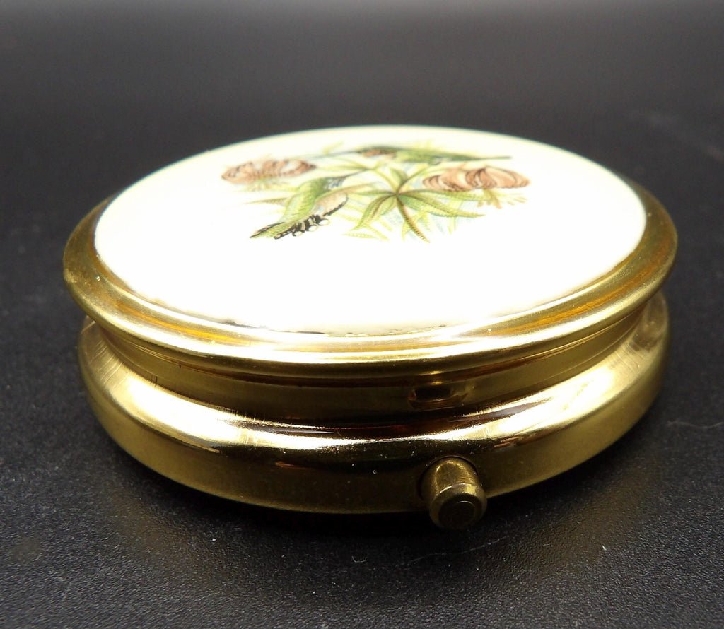 Vintage Kigu Pill Box – Cream Enamel Hummingbird Design, Mirror, Three-Section Divider, Original Box, England