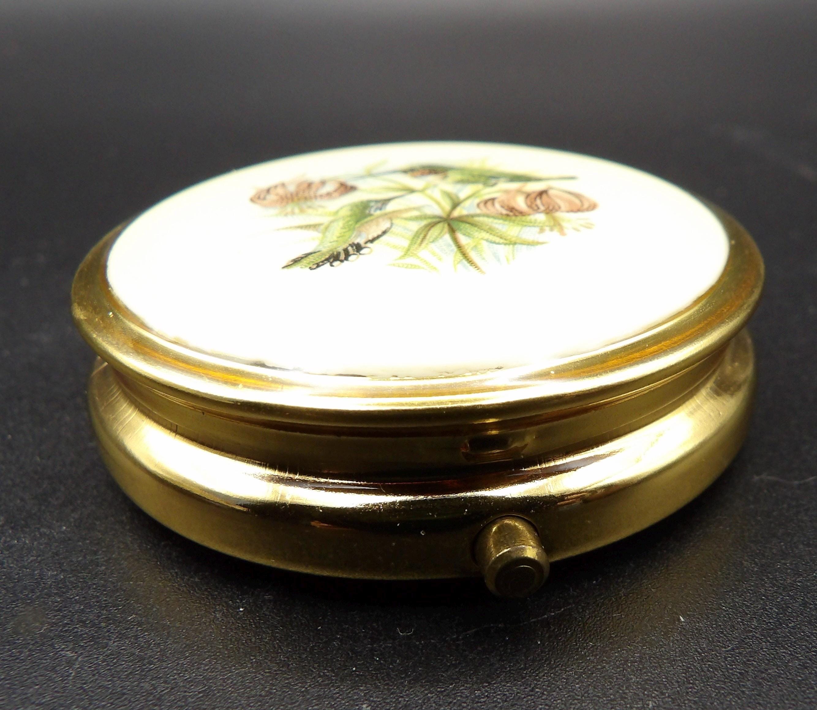 Vintage Kigu Pill Box – Cream Enamel Hummingbird Design, Mirror, Three-Section Divider, Original Box, England