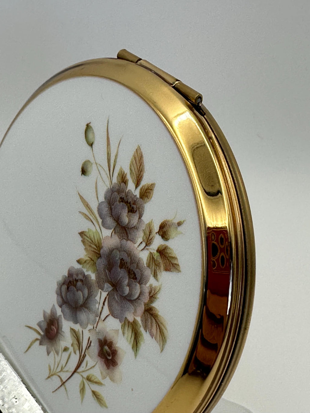 Vintage Stratton Powder Compact: Gold Tone, Floral Enamel Lid