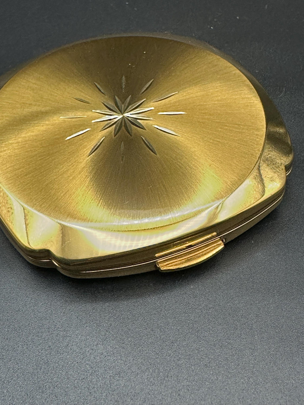 Vintage Kigu Powder Compact: Gold Guilloché Starburst, Original Pouch