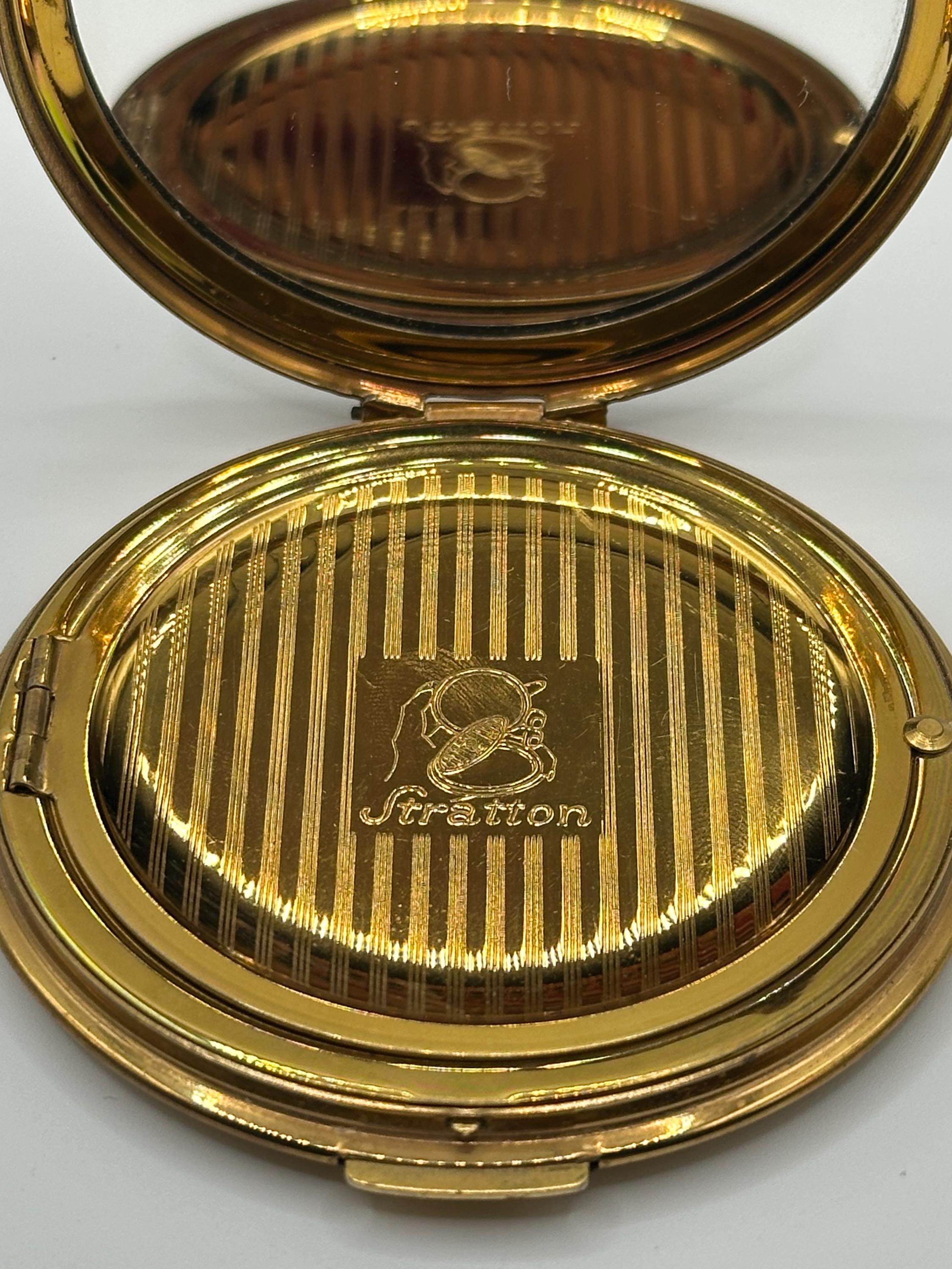 Vintage Stratton Powder Compact – Regency Lady Design, Made in England