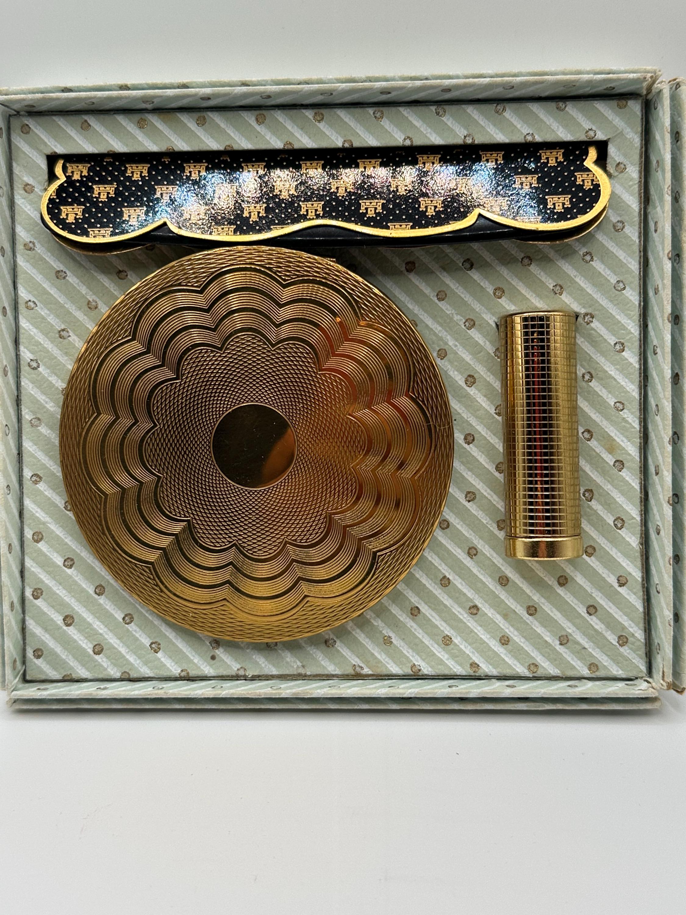 Vintage Mascot Vanity Set, Two Tone Engine-Turned Powder Compact, Lipstick Holder & Patterned Comb