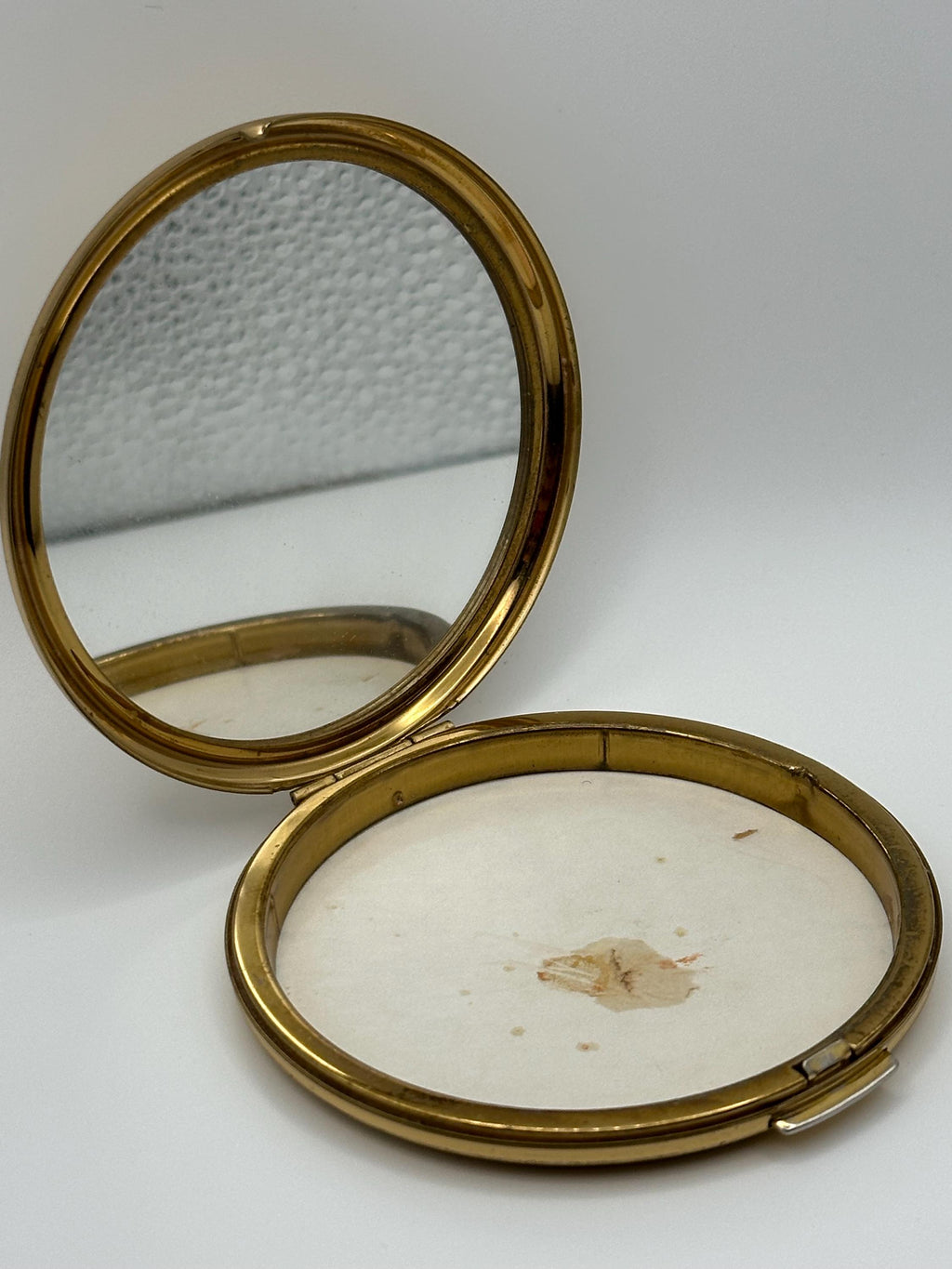 Vintage Stratton Gold Tone Powder Compact: Geometric Lid, Made in England