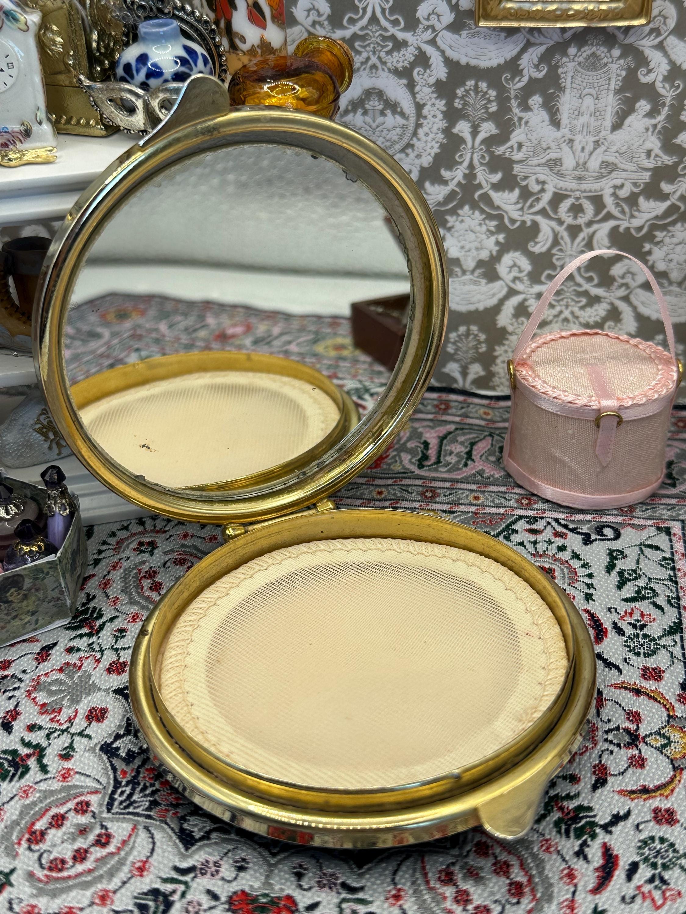 Vintage Damascene-Style Leather Powder Compact – Green, Gold & Orange, 7.5cm