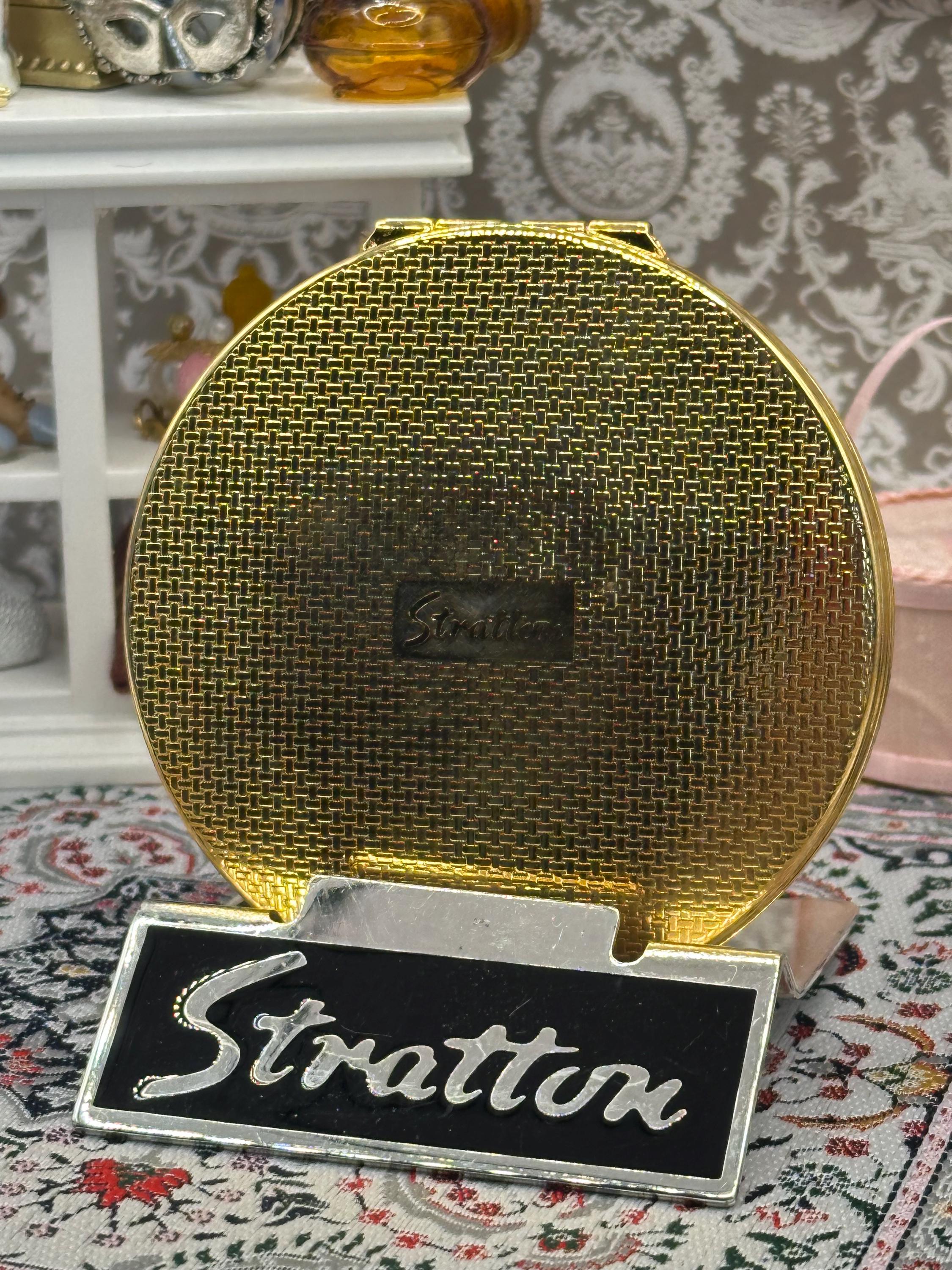 Vintage Stratton Gold Powder Compact – 7cm Unused, Collectible Makeup Accessory