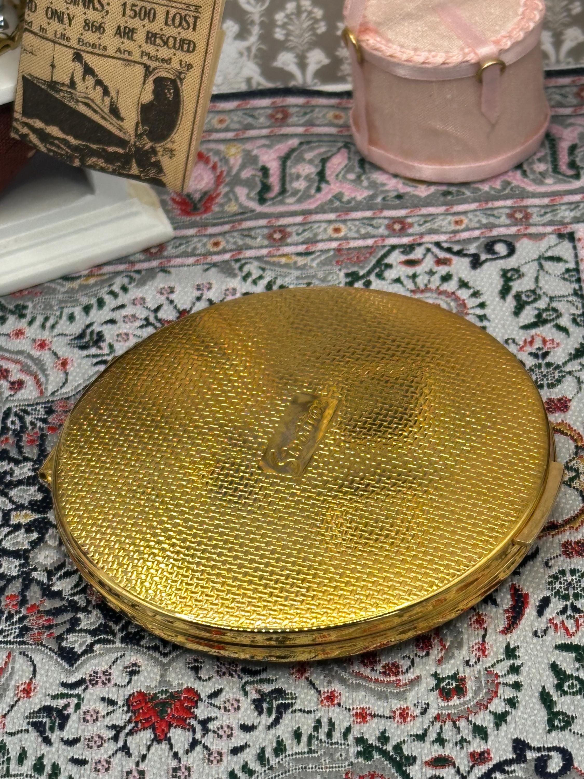 Vintage Stratton Gold Powder Compact – 7cm Unused, Collectible Makeup Accessory