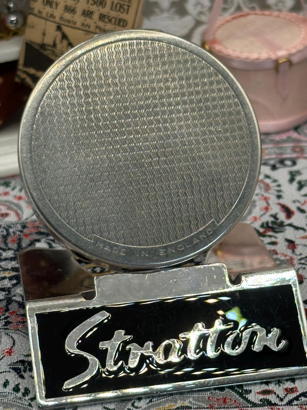 Vintage Stratton ‘Stratnoid’ Powder Compact – Wellington Monument Dublin, 5.2cm
