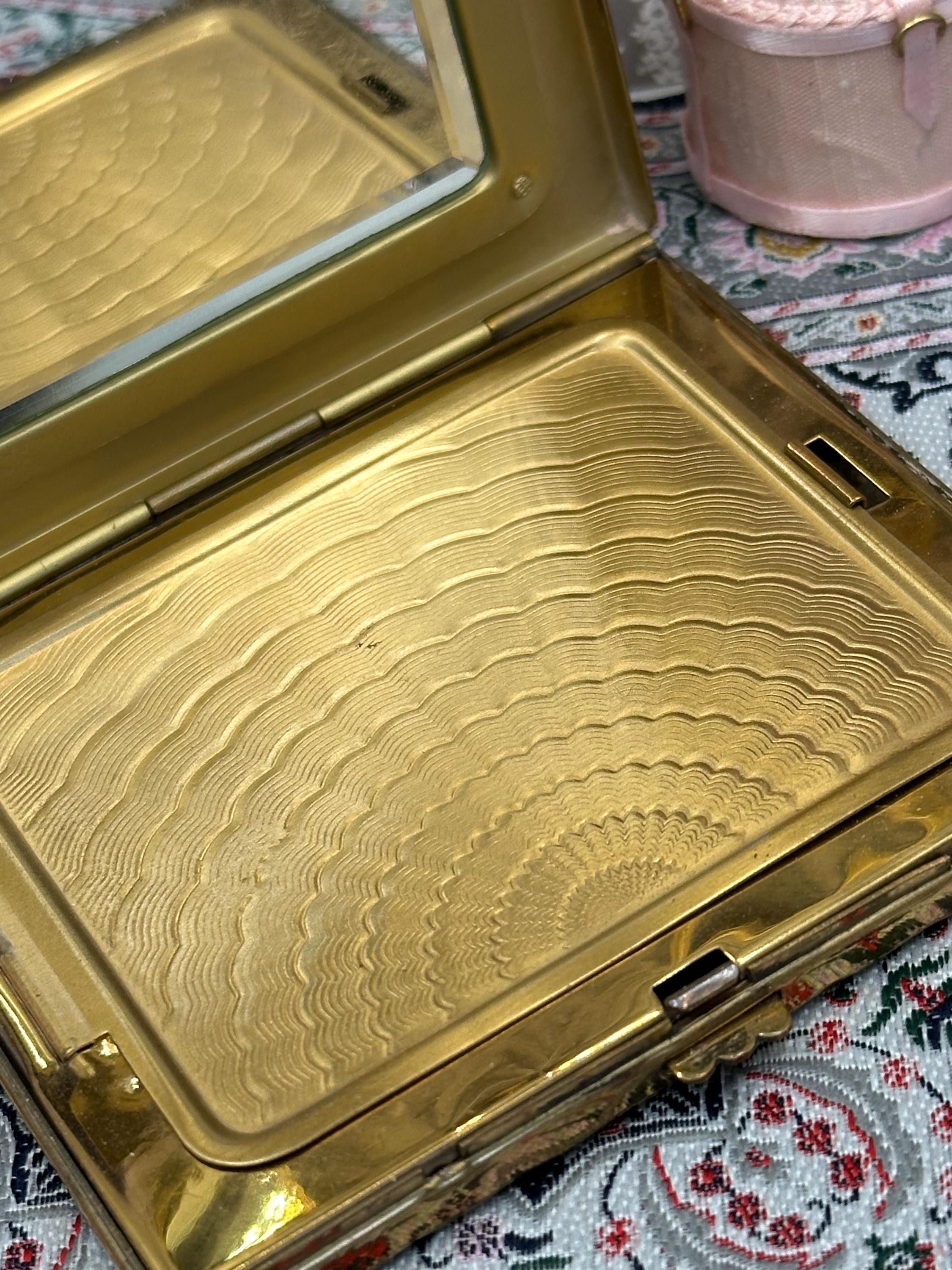 Vintage Gwenda Retangle Powder Compact – 1950s Floral Tapestry, Original Pouch & Box
