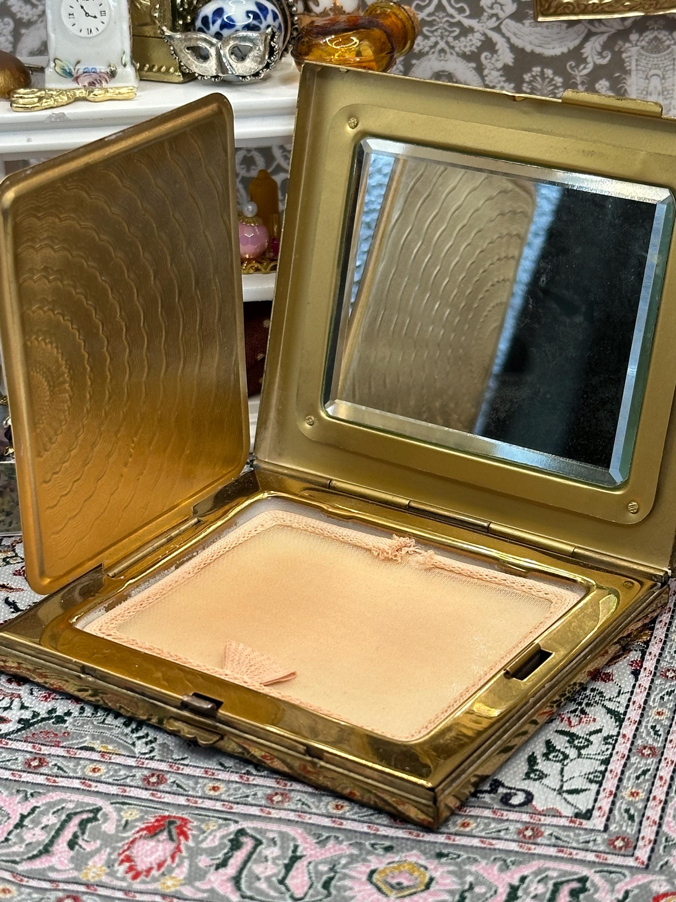 Vintage Gwenda Retangle Powder Compact – 1950s Floral Tapestry, Original Pouch & Box