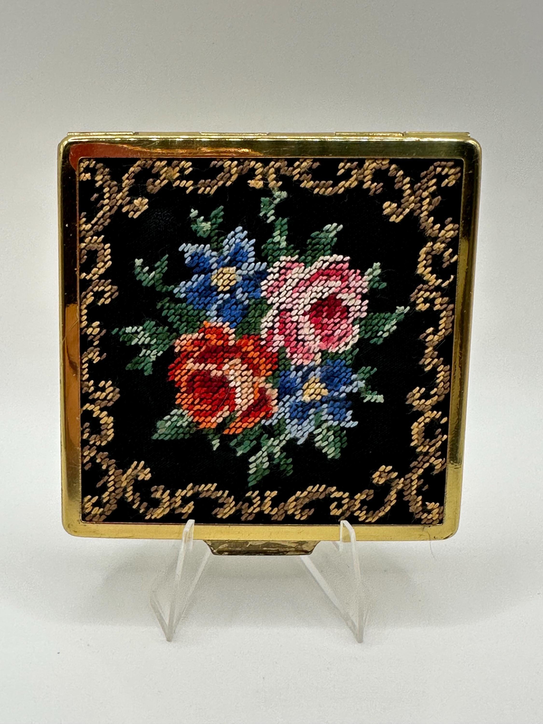 Vintage Floral Needlepoint Powder Compact | Gold Tone | 7cm Square