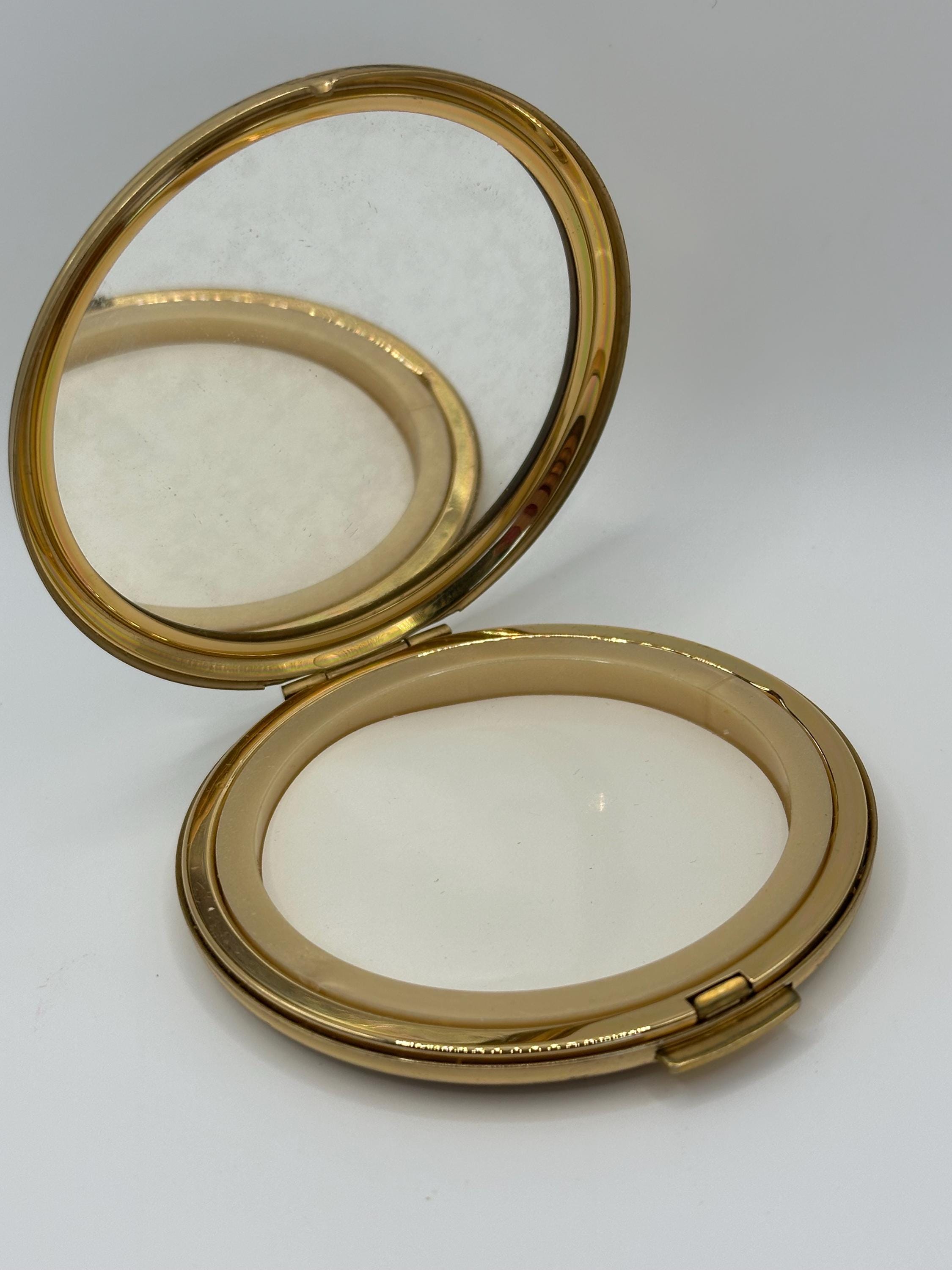 Vintage Stratton Powder Compact – 7cm – Porcelain Rose & Butterfly Design