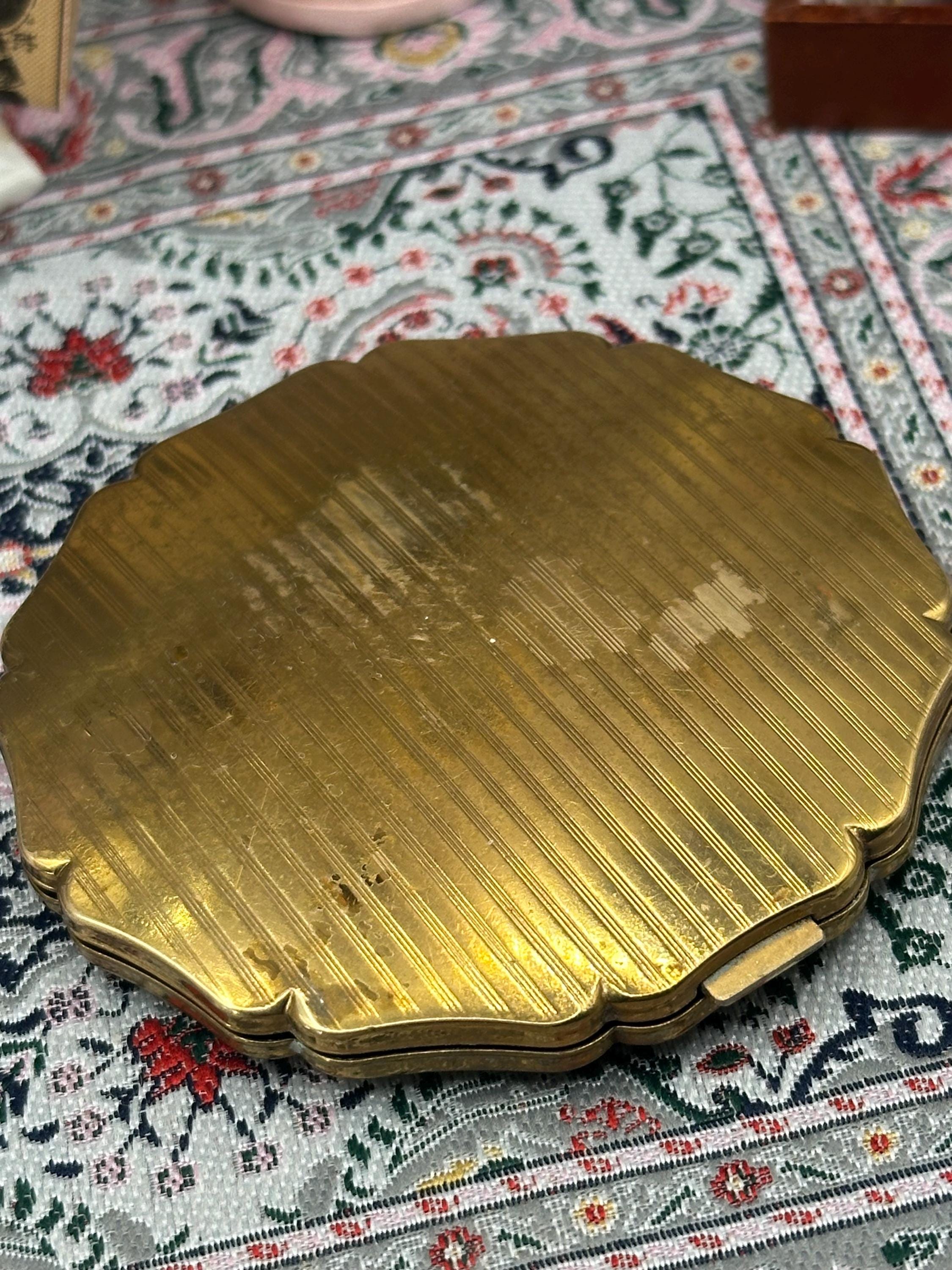 Vintage Stratton “Queen Convertible” Powder Compact – Rare Rose Bouquet, 7.5cm, Made in England