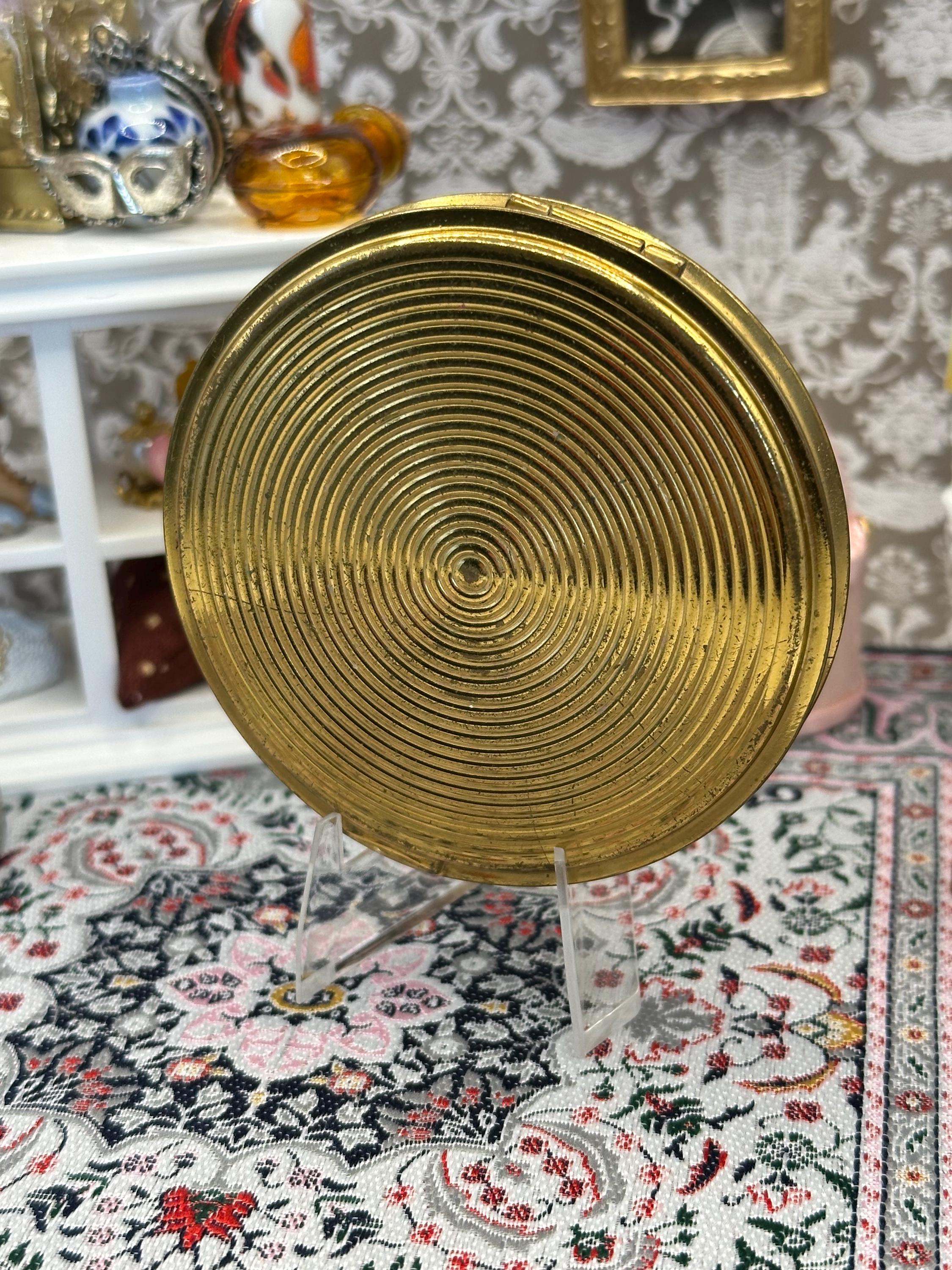 Vintage Black Enamel & Gold-Tone Powder Compact – 7cm, Starburst Design