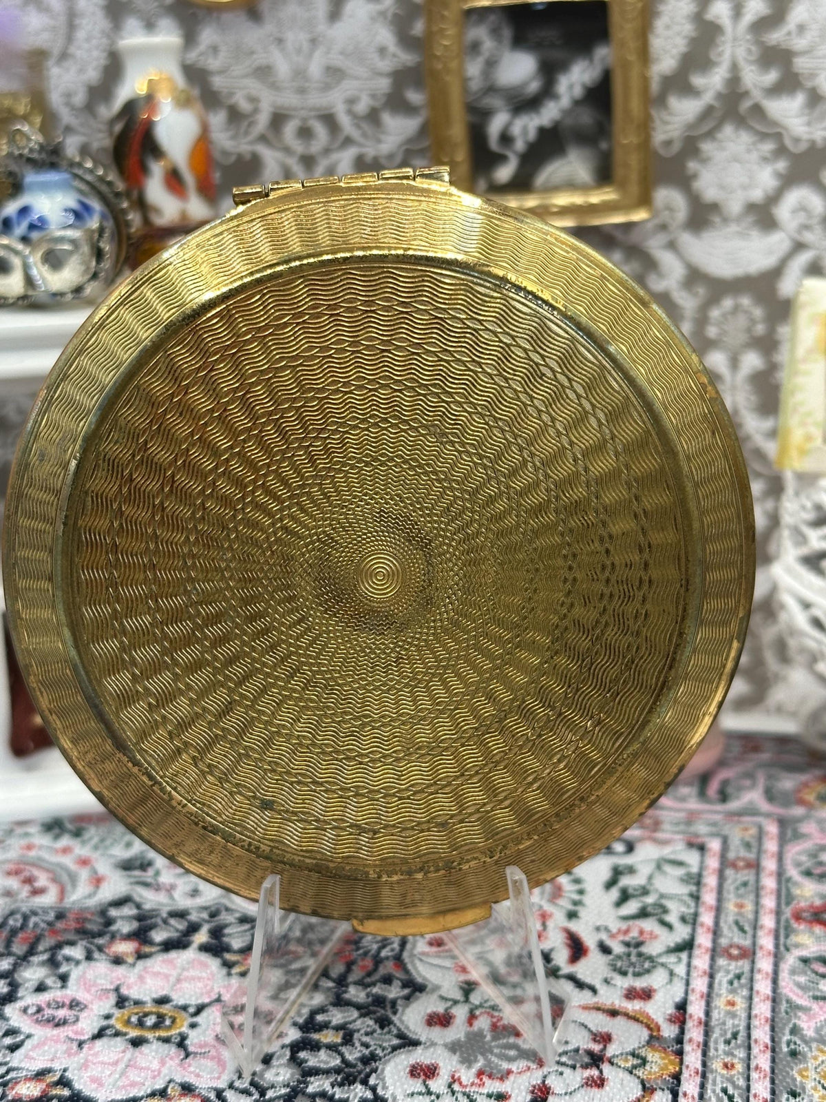 Vintage Kigu of London Powder Compact | Gold-Tone Filigree Rose | Boxed | 8cm