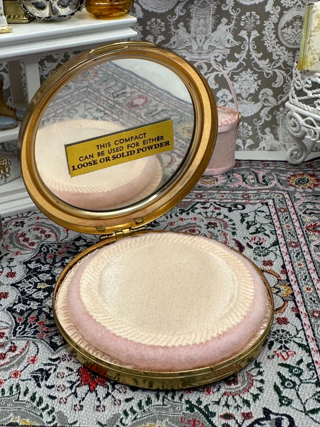 Vintage Mascot Red Enamel Powder Compact – Gold Starburst, 7cm