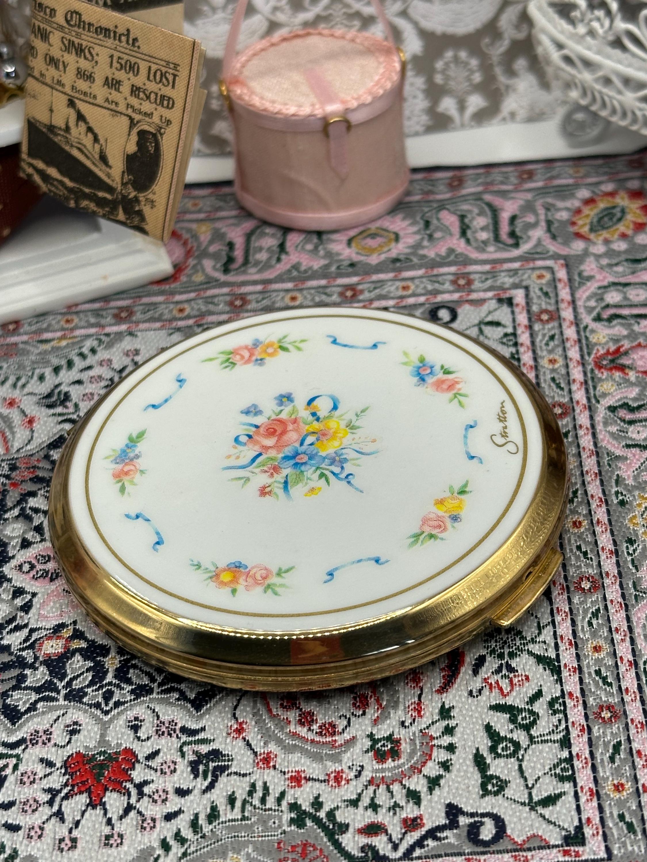 Vintage Stratton Powder Compact | Floral Porcelain Effect Lid, Made in England