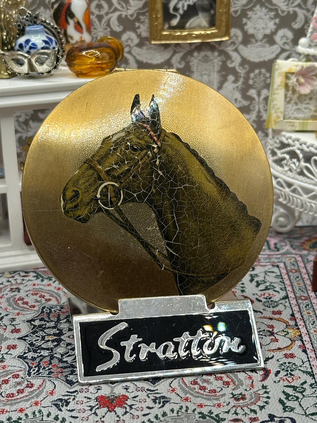Vintage Stratton Horse Head Powder Compact - Collector's Piece