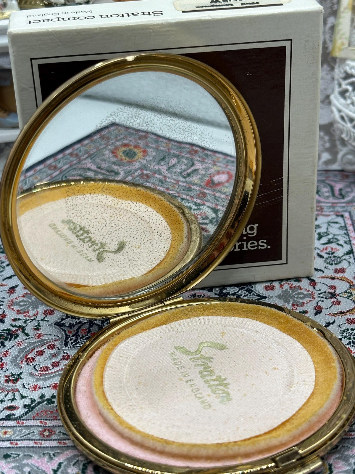 Vintage Unused Boxed Stratton Royal Wedding Powder Compact – Charles & Diana (1981)
