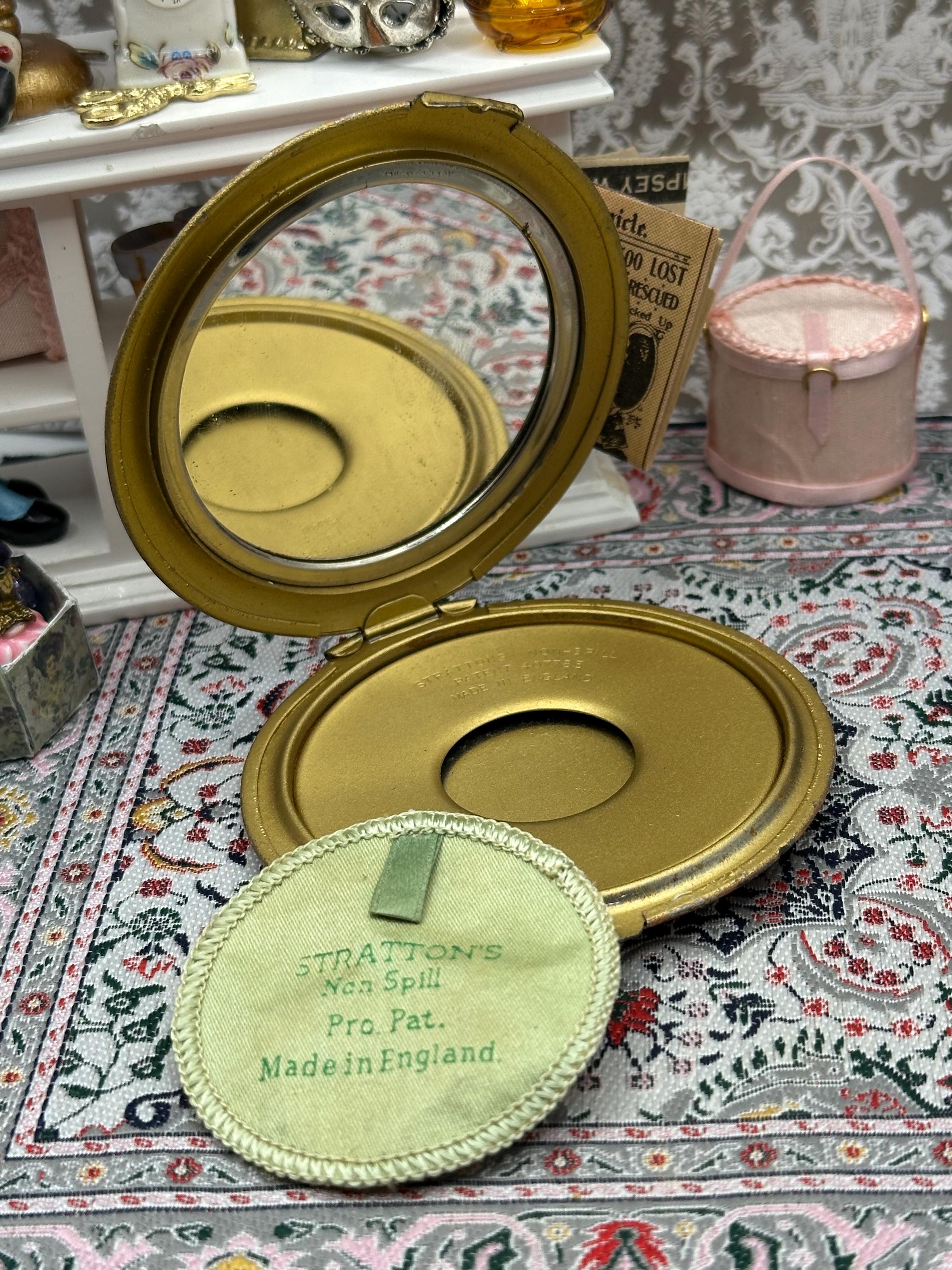 Extremely Rare Shagreen Stratton Non-Spill Powder Compact – 8cm, Excellent Condition, Original Puff