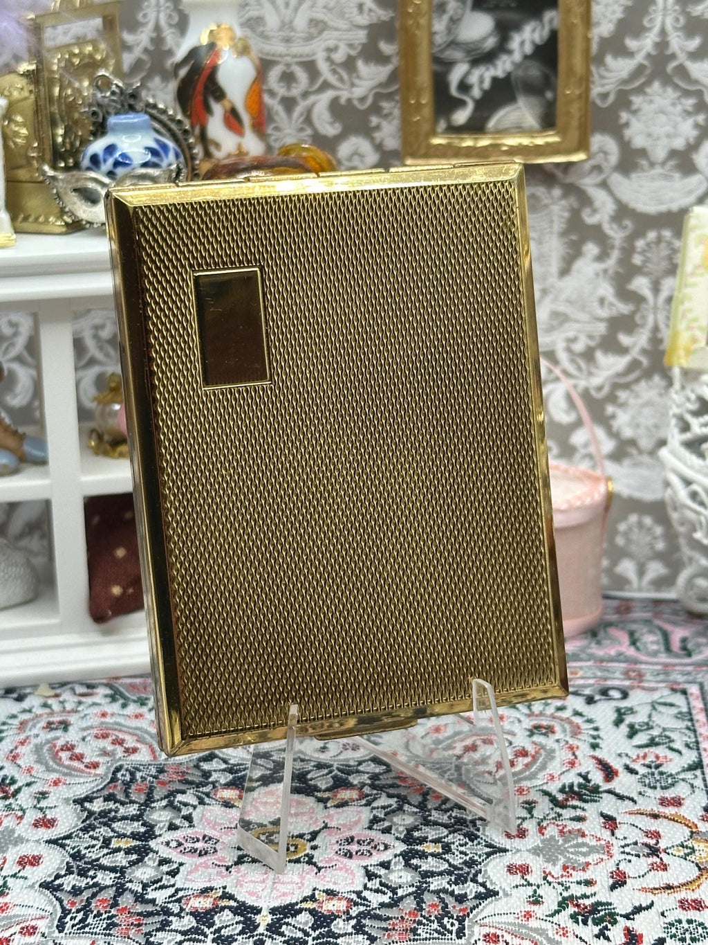 Kigu Art Deco Rectangle Powder Compact – 7.5cm, Gold Tone, Blank Cartouche