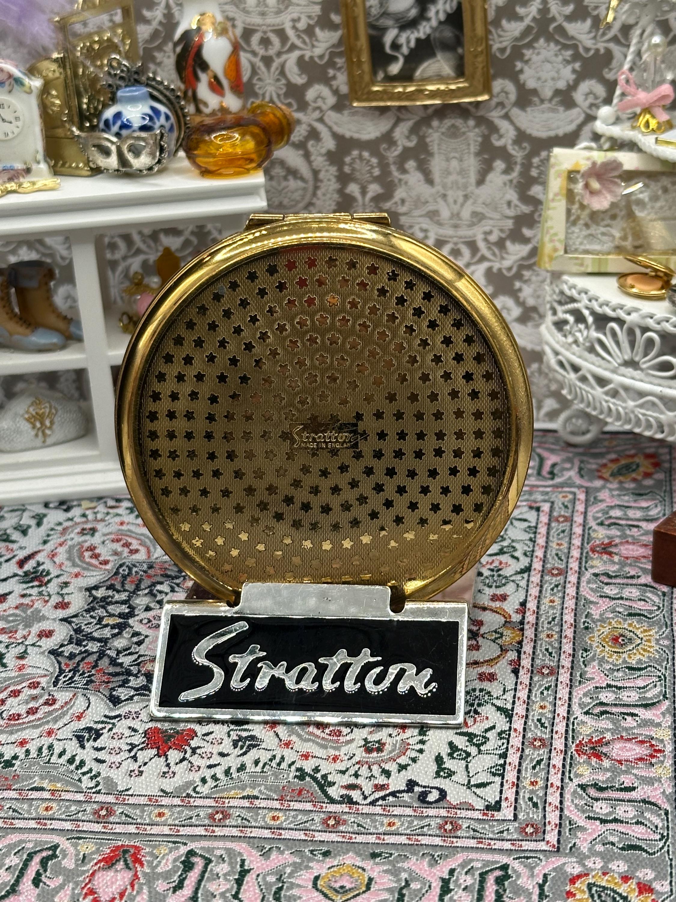 Vintage Stratton Powder Compact with Blue Floral Design on Navy – Gold Tone, With Pouch