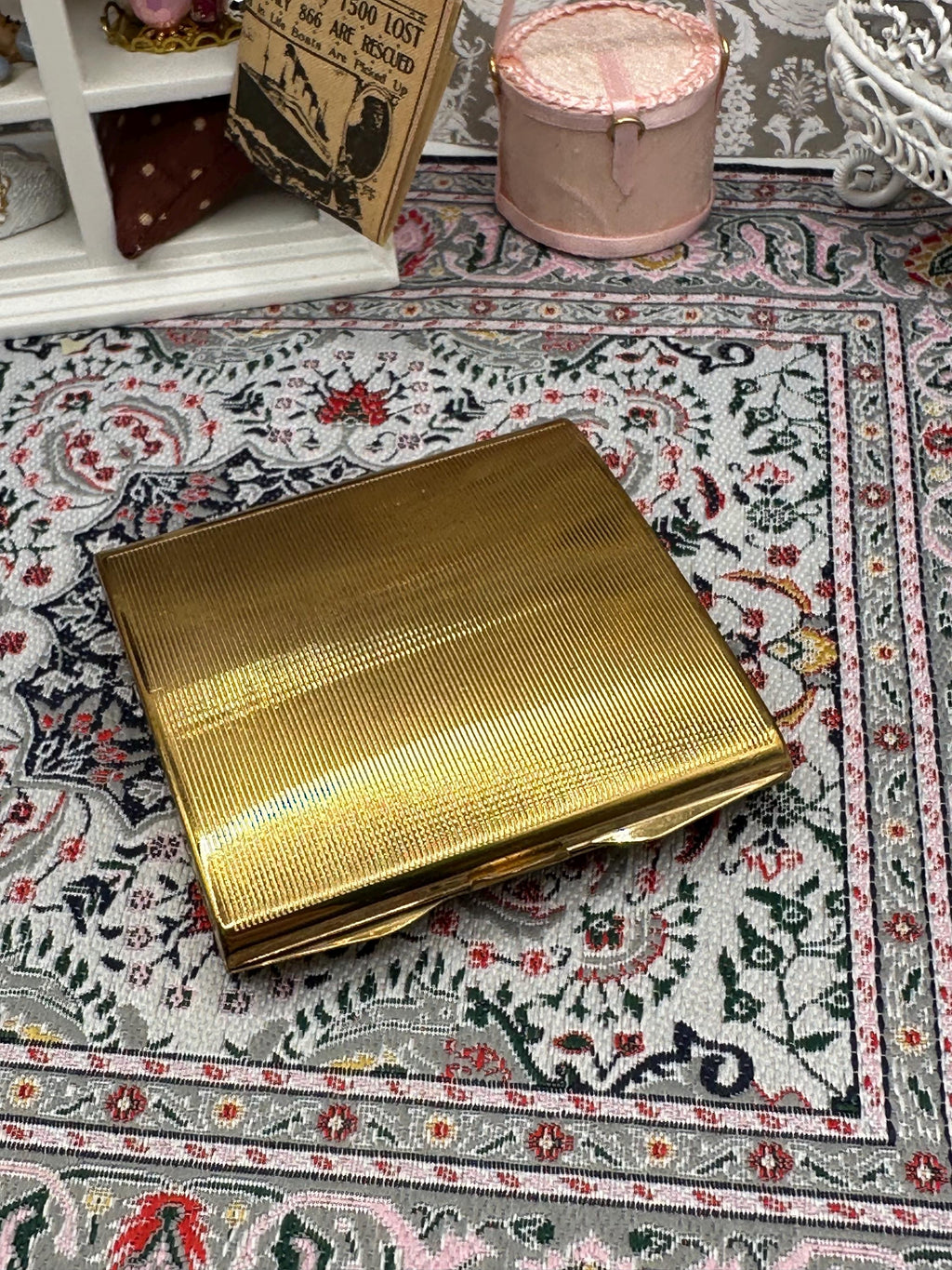 Boxed Stratton Square Powder Compact – Gold Tone, Unused with Powder Blue Pouch and box