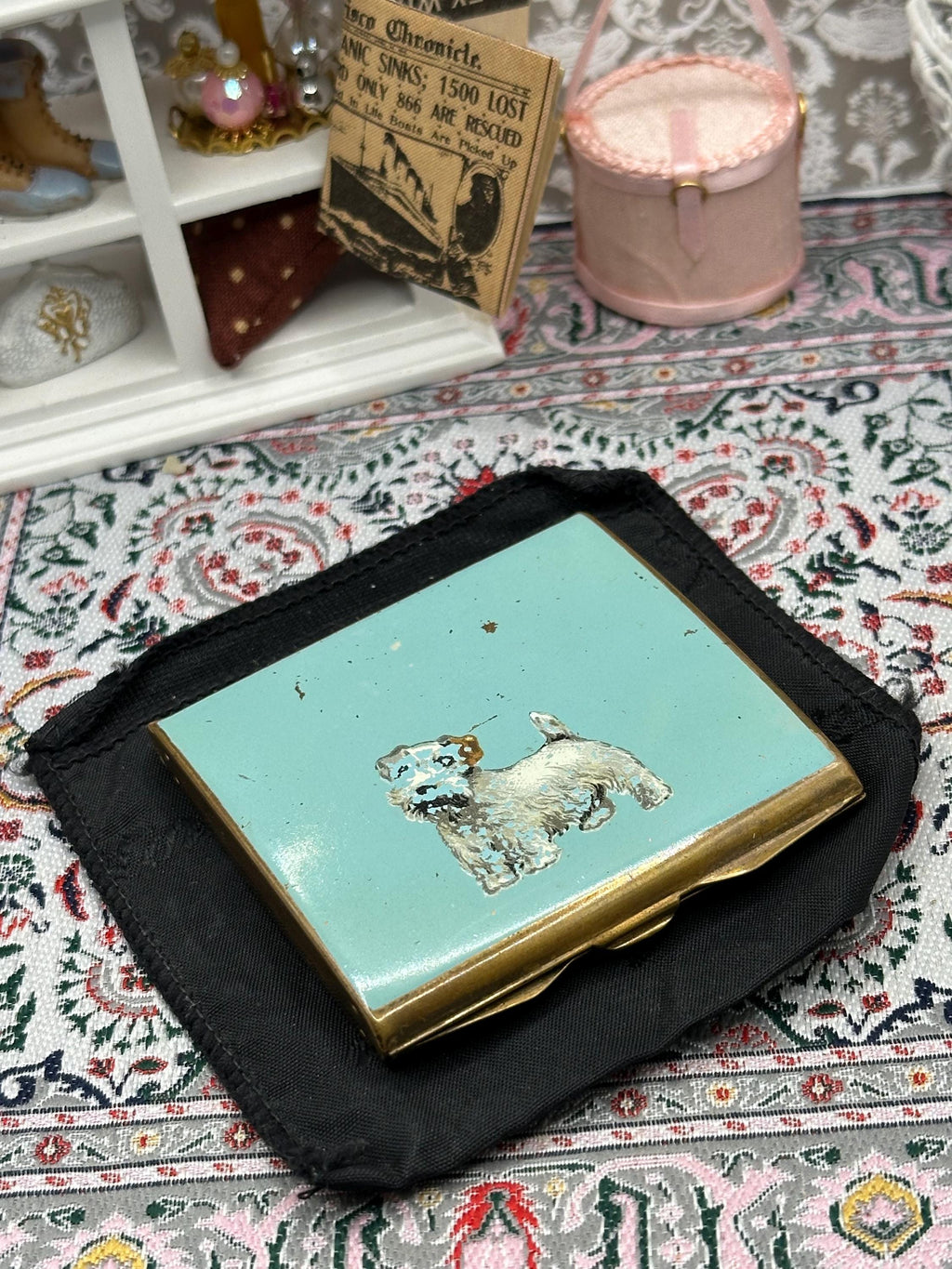 Vintage Stratton Square Powder Compact – Terrier Dog, 2.25" / 5.7cm, Highly Collectible, Black Pouch Included
