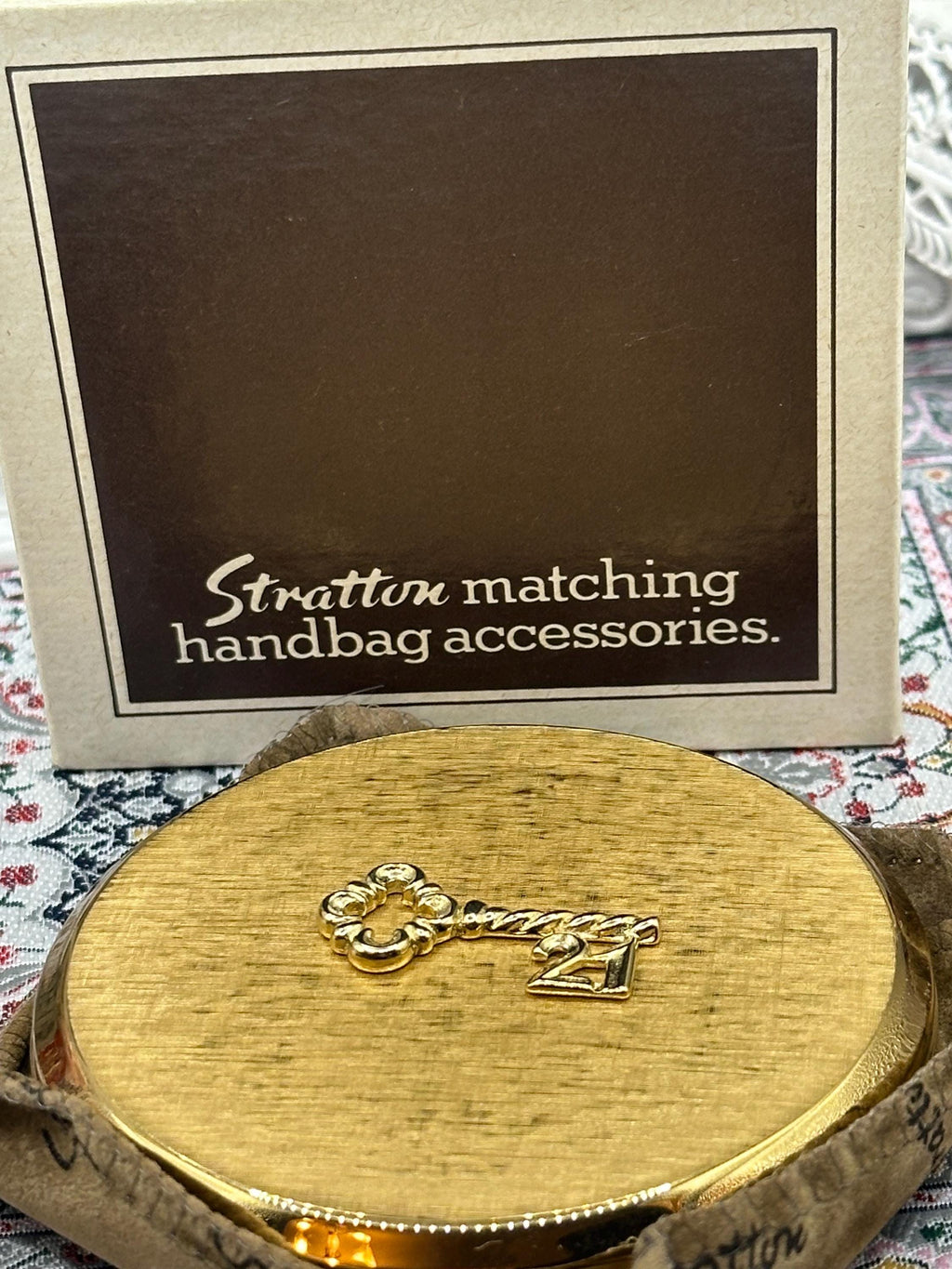 Vintage Stratton 21st Birthday Powder Compact with Key Motif - Boxed Beauty Accessory