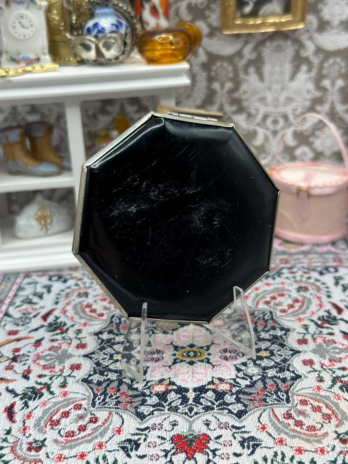 Gwenda Green Art Deco Powder Compact Vintage Octagonal Collectable