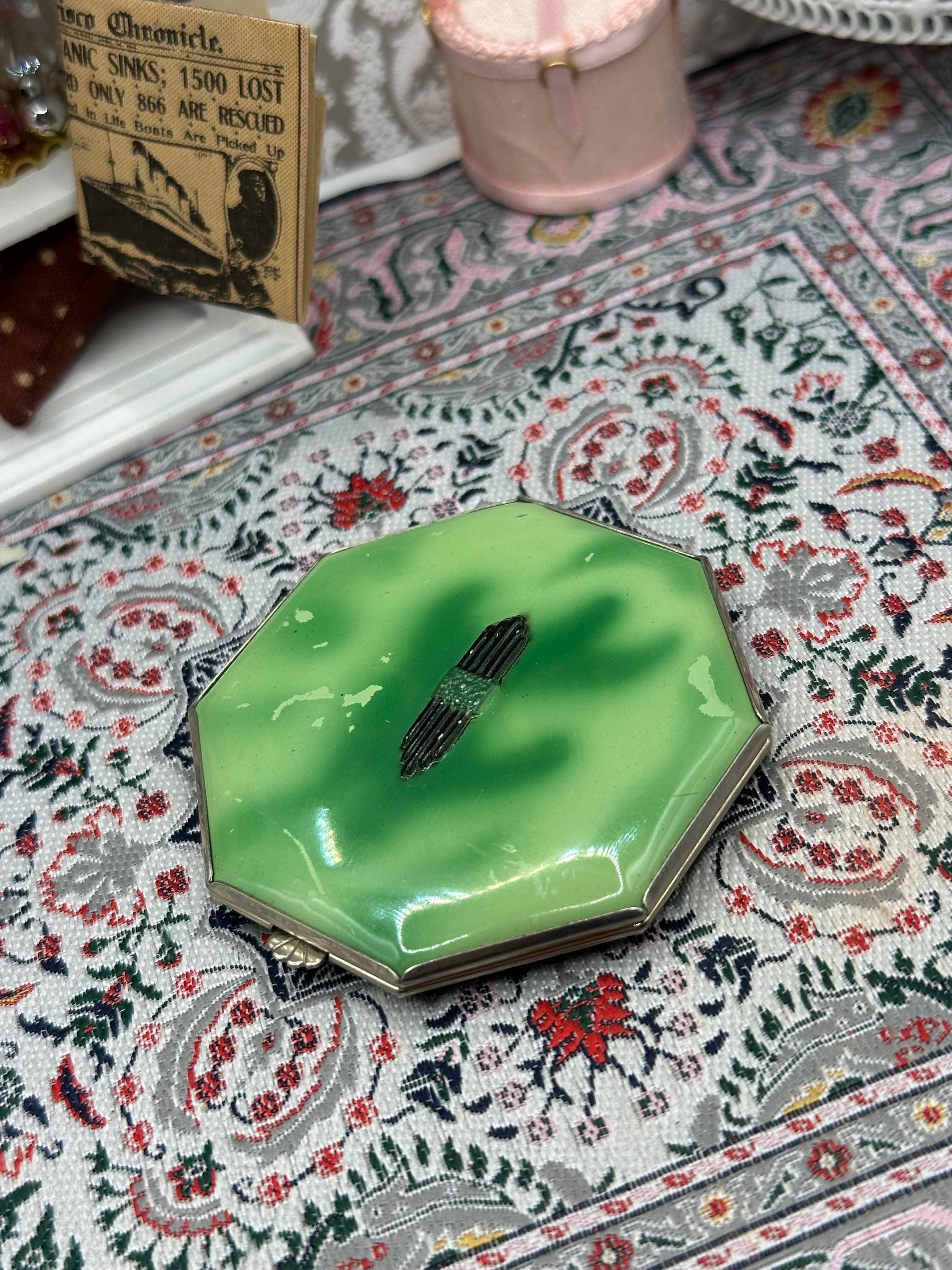 Gwenda Green Art Deco Powder Compact Vintage Octagonal Collectable