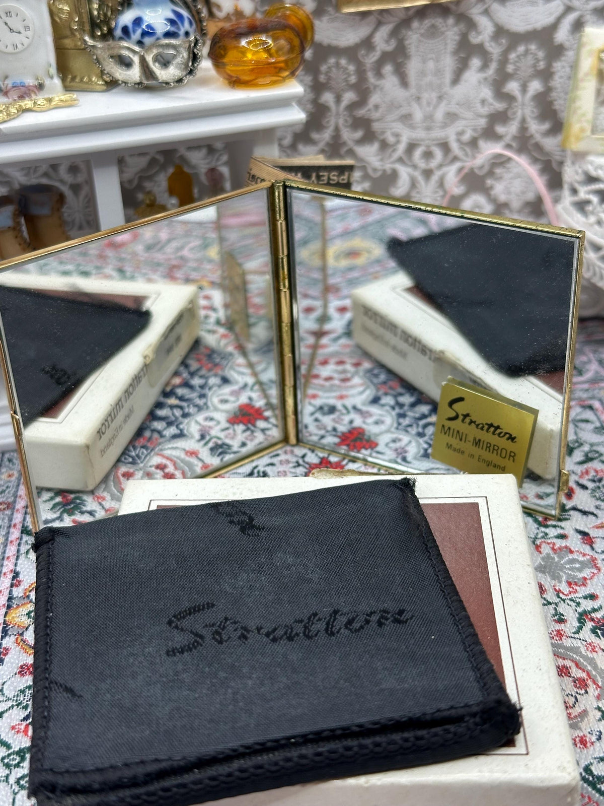 Stratton mini mirror boxed blue crane motif gold tone 6cm vintage accessory
