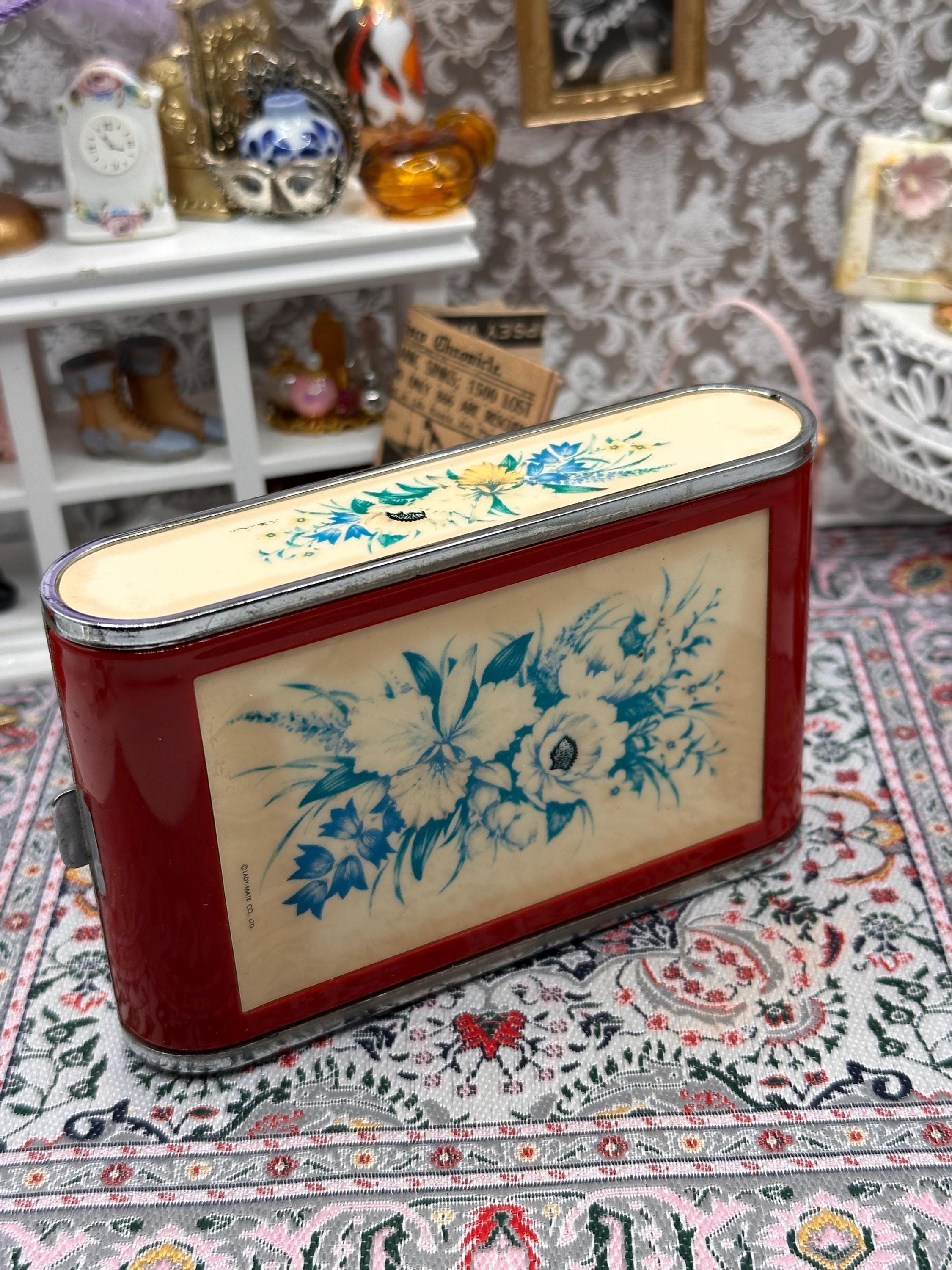Dandy Mate Silvia Musical Camera Compact – 1960s Floral Vanity Case, Japan