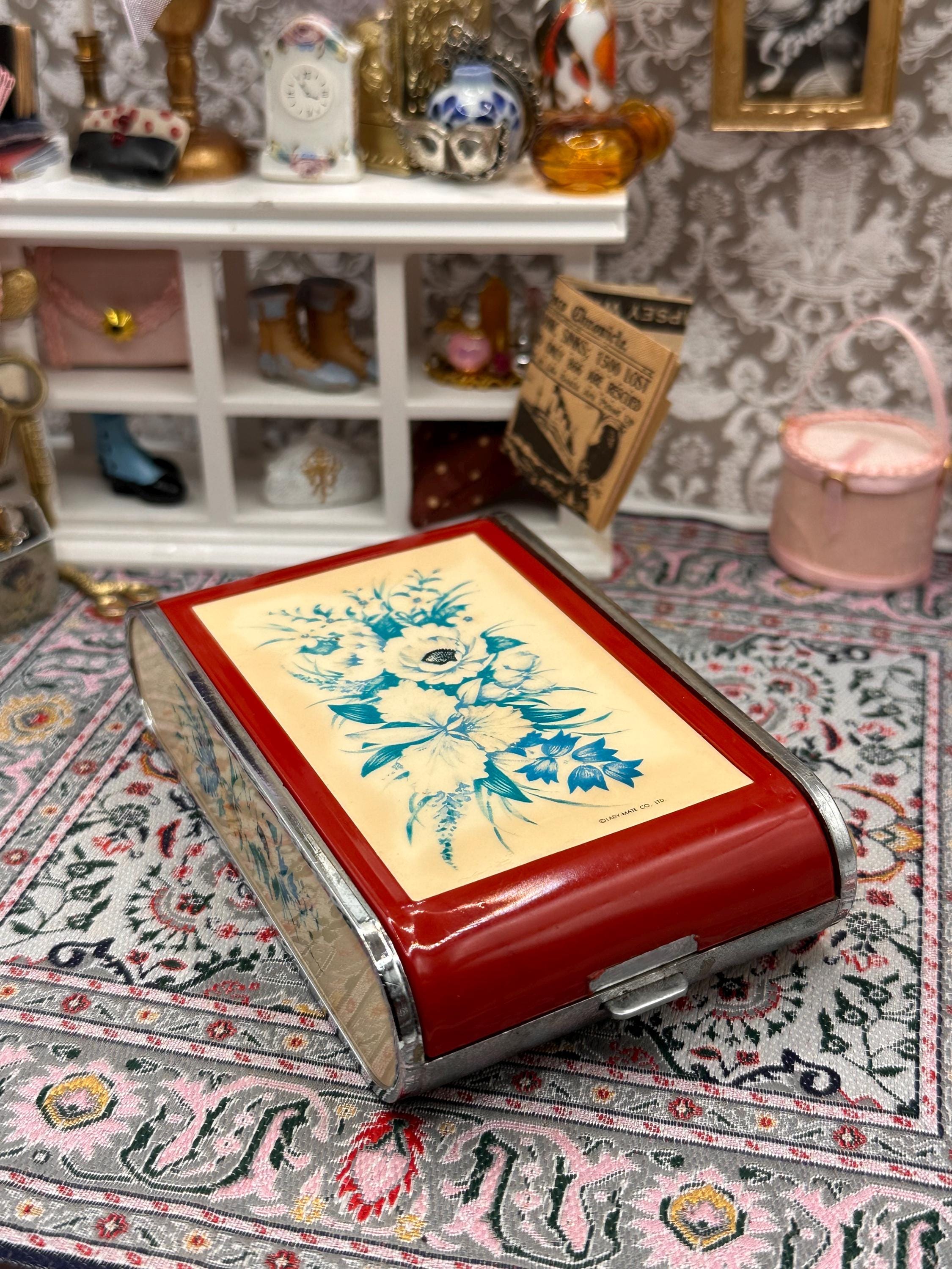 Dandy Mate Silvia Musical Camera Compact – 1960s Floral Vanity Case, Japan
