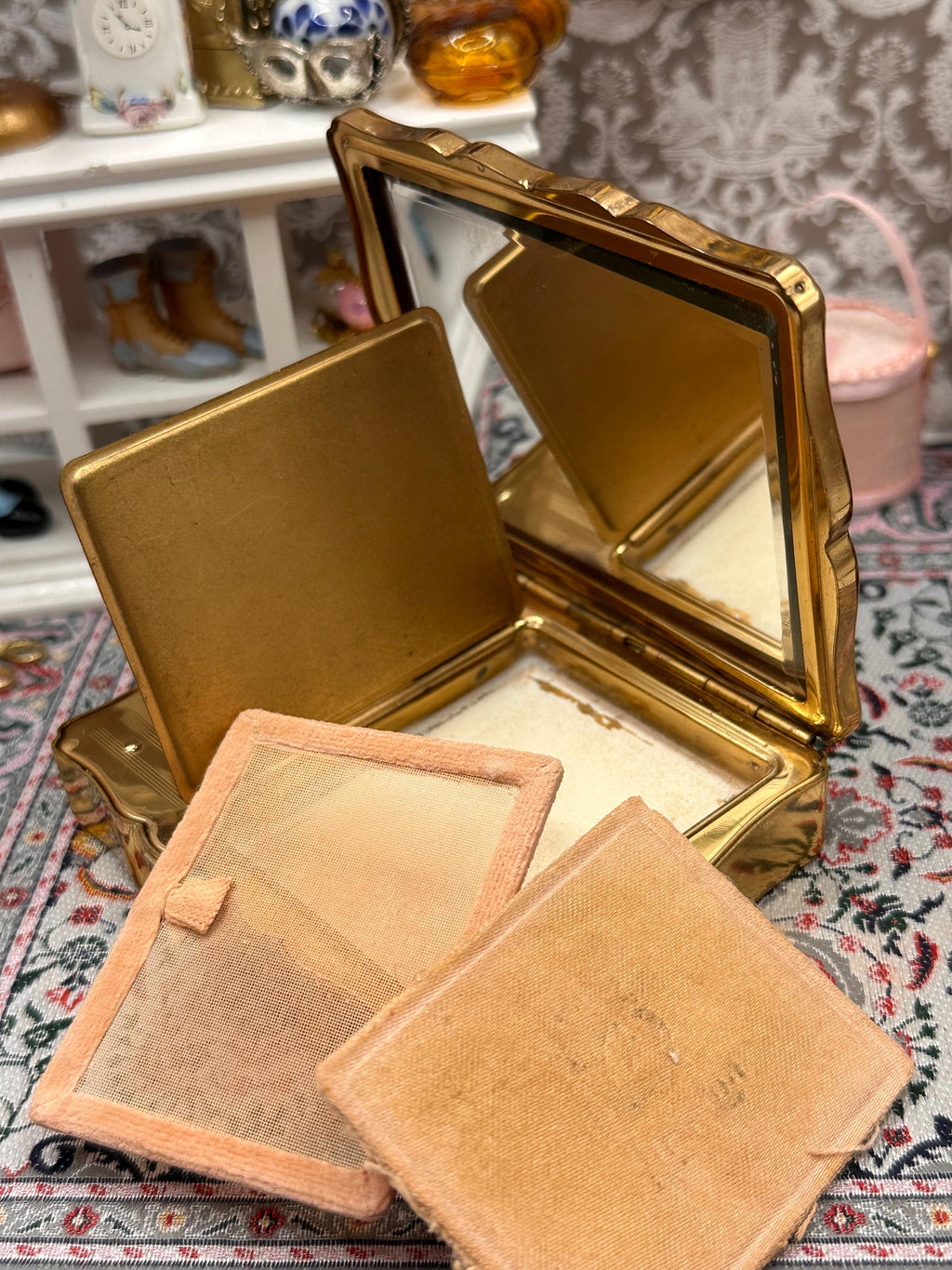 Baron Stratton musical powder compact ballet design Reuge Ste Croix Swedish rhapsody