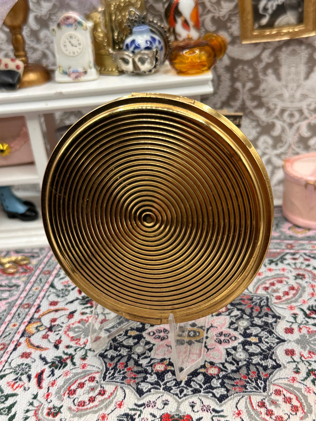 Vintage Gold Tone Powder Compact | 7.5cm | Unused | Mid Century Vanity Accessory | Made in England