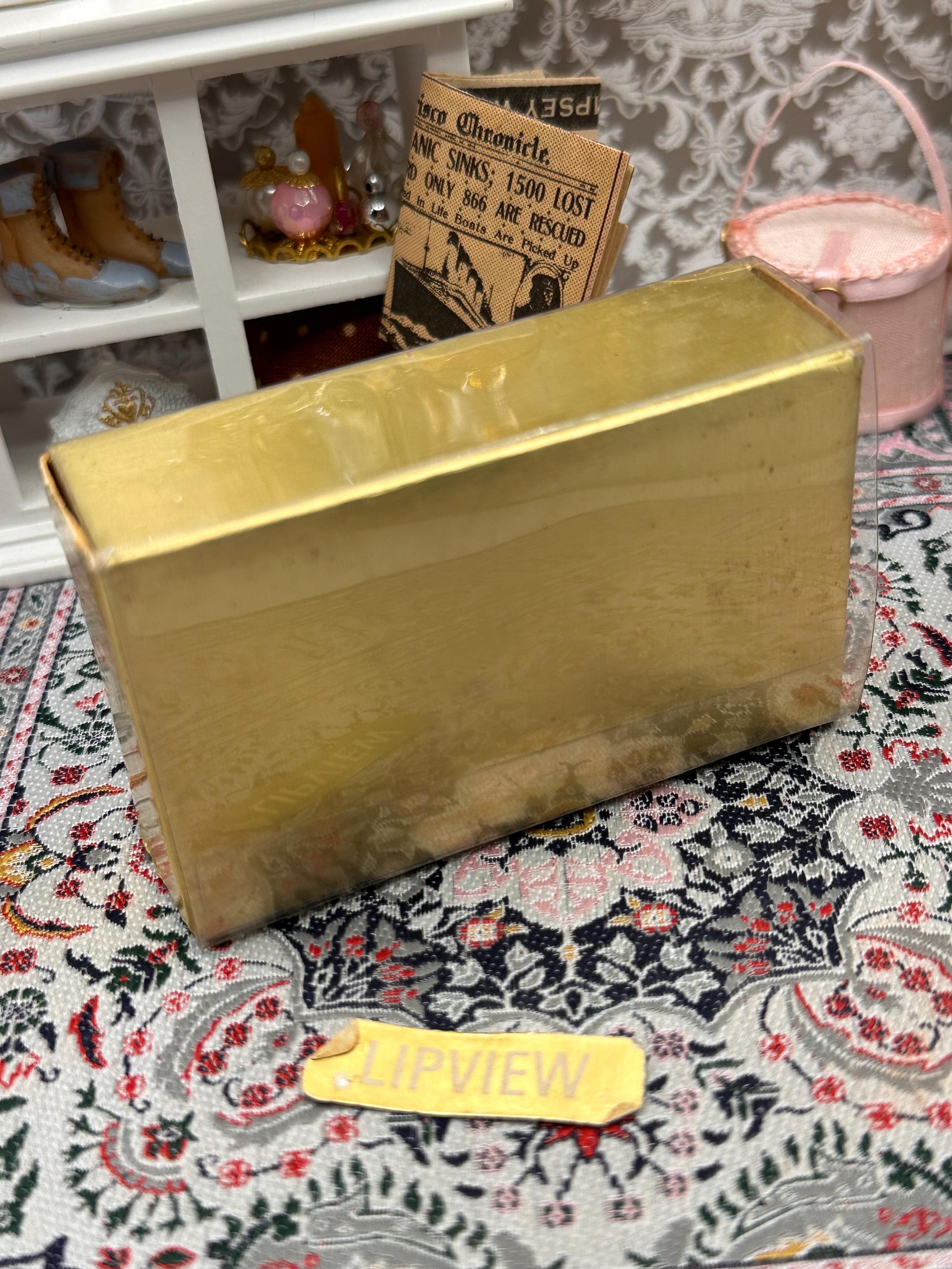 Vintage Stratton Lip View Lipstick Holder Cupid Motif Gold Tone Compact British Vanity Collectible