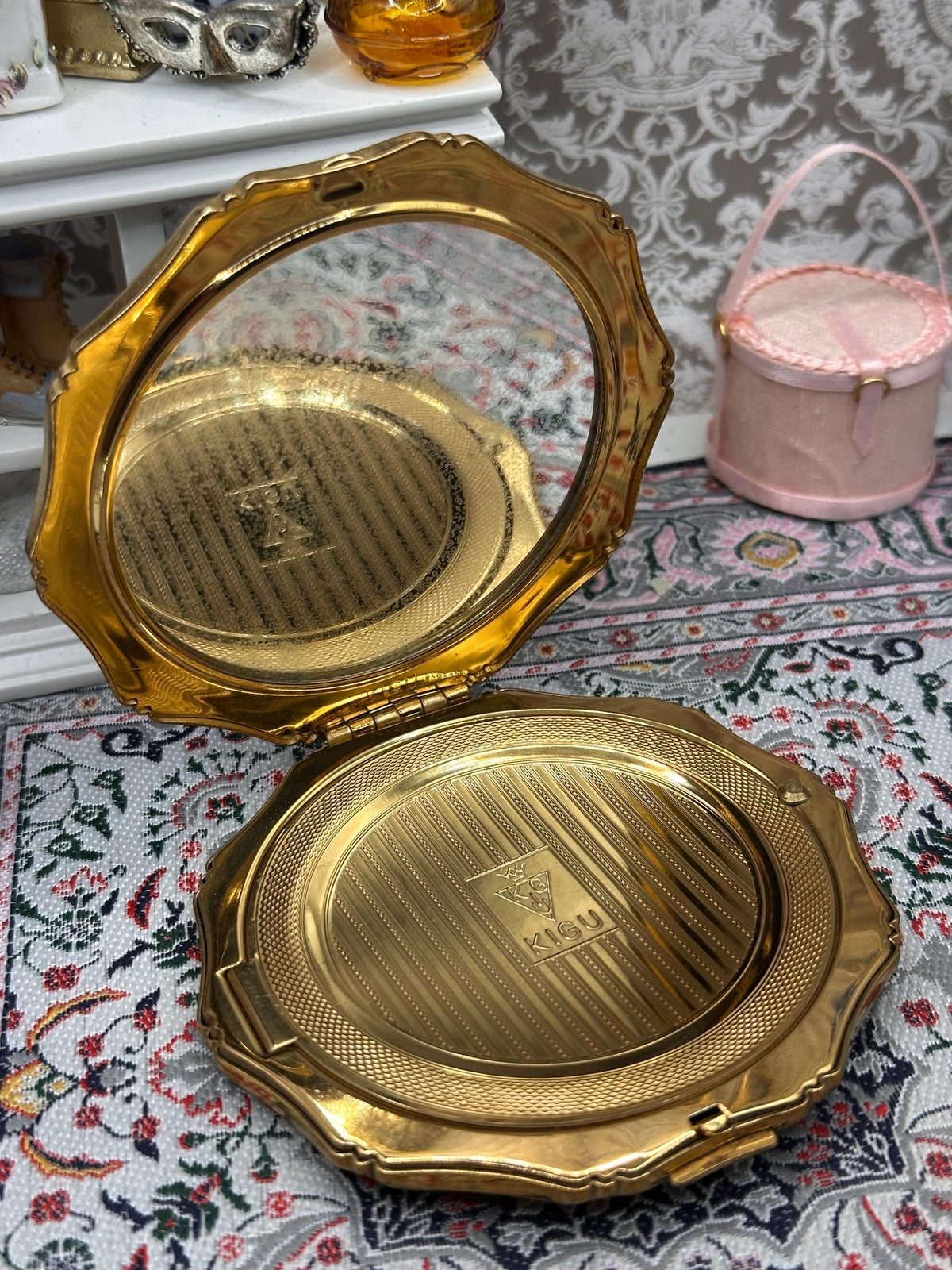 Vintage Kigu London Powder Compact, Black Enamel, Original Puff & Pouch