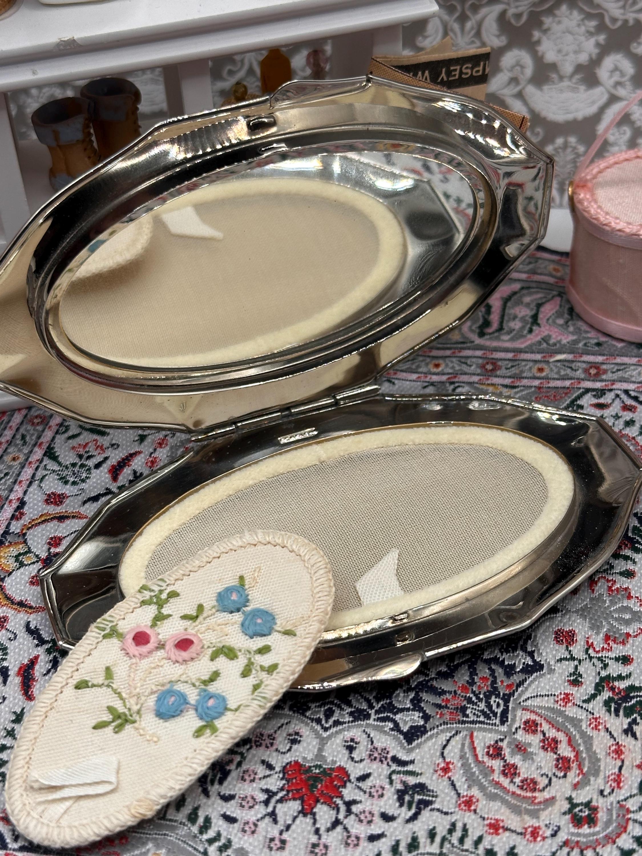 Vintage Red Enamel Petit Point Powder Compact – Floral Needlework Vanity, Original Puff